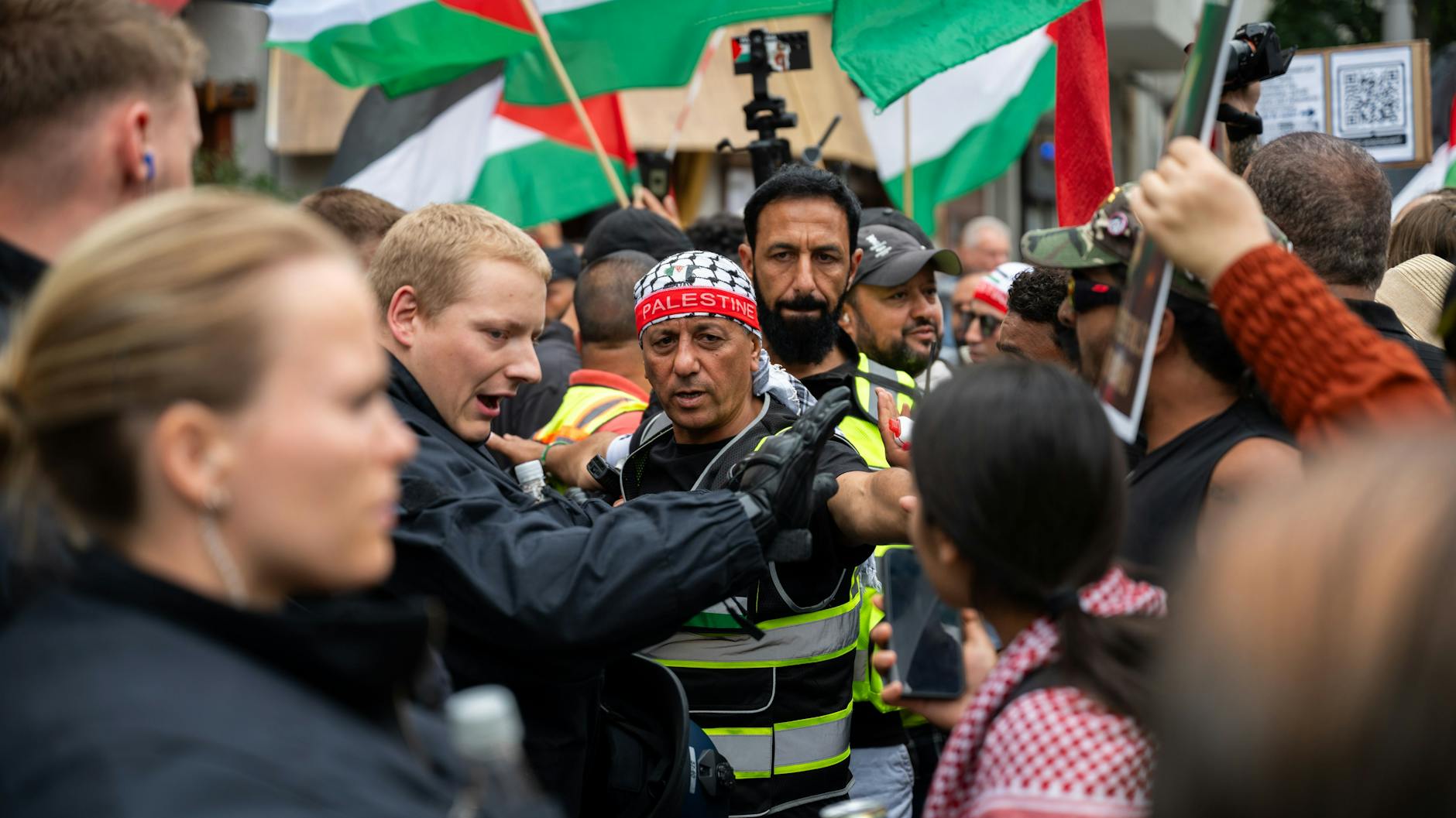 Erst am Samstag gab es in Berlin wieder eine propalästinensische Demonstration mit mehreren Festnahmen. Auch am Sonntag wird in der Stadt demonstriert.