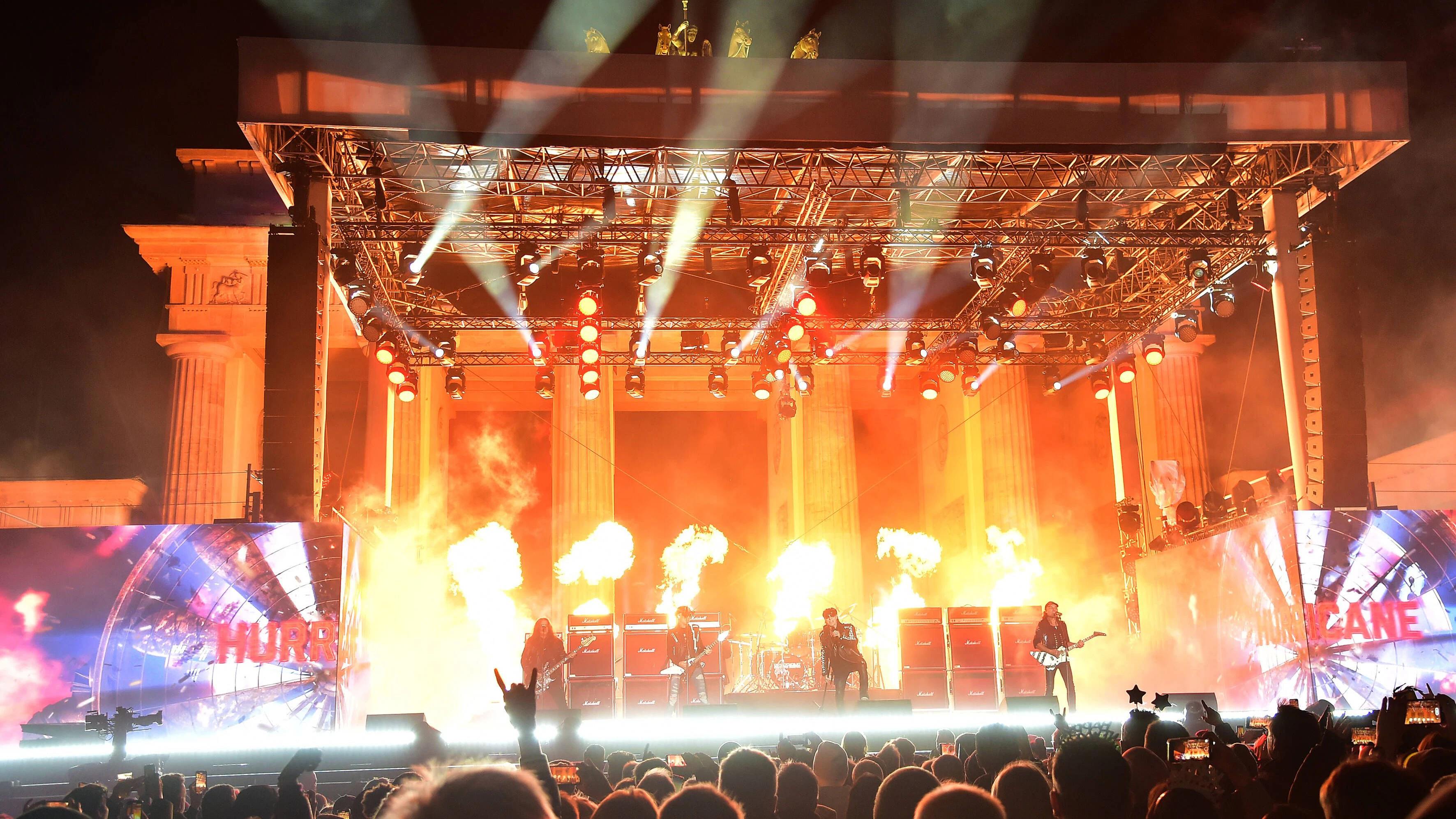 Silvester am Brandenburger Tor: Zum Jahreswechsel 2022/2023 standen die Scorpions auf der Bühne.