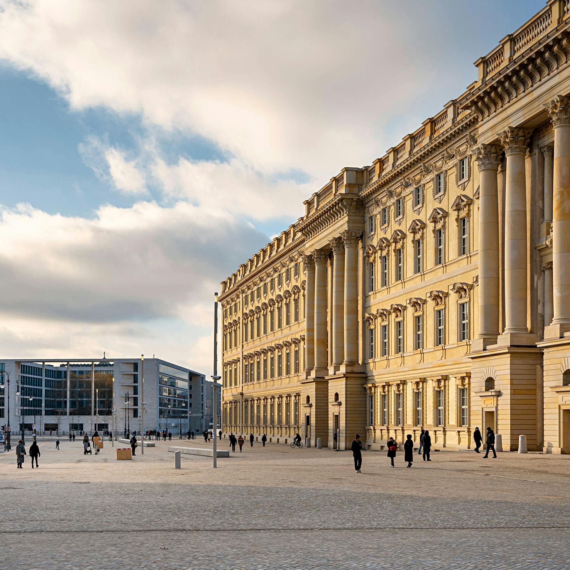 Image - Sommer vorm Schloss: Rettung aus der 80-Grad-Hitze der Steinwüste