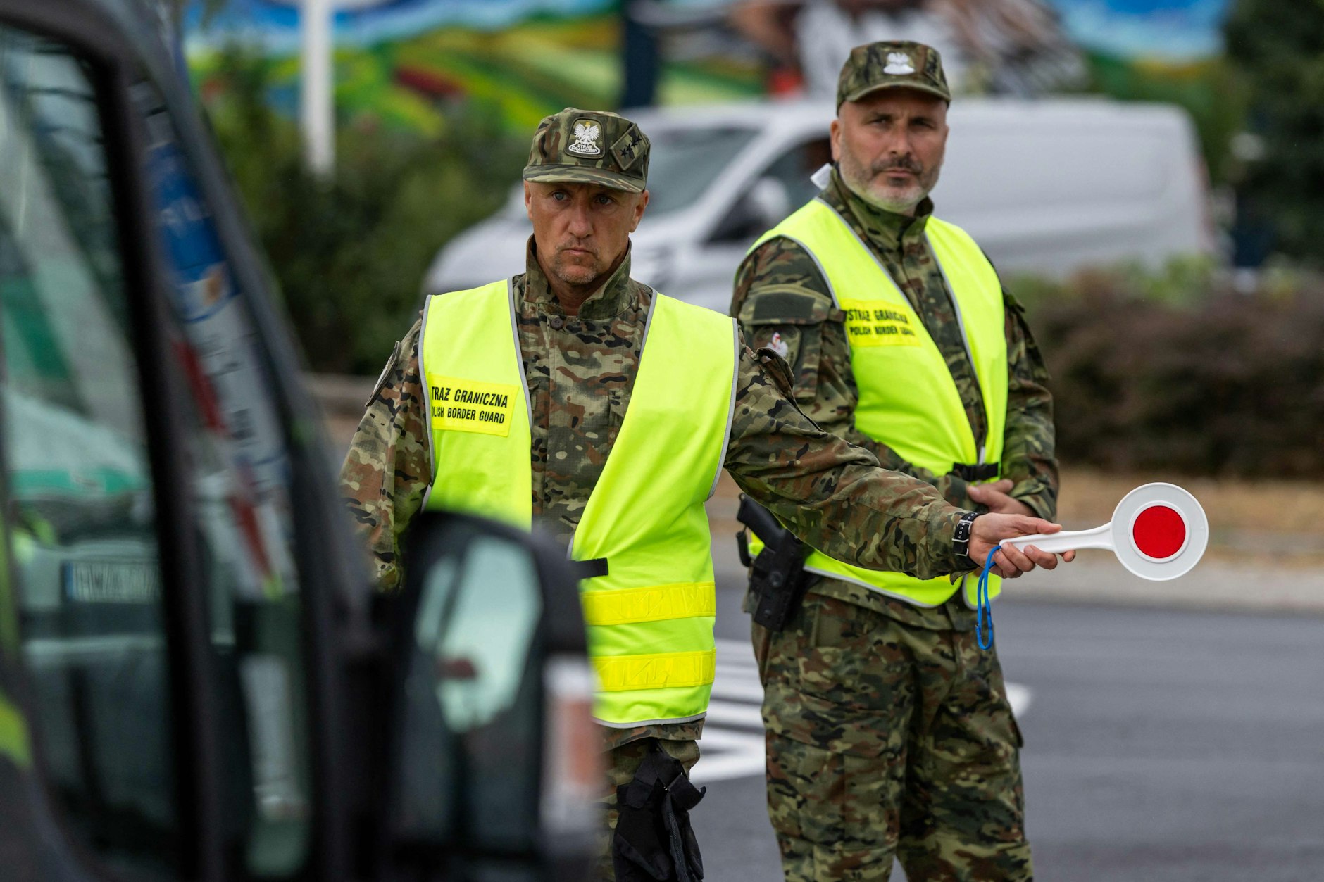 Polnische Grenzpolizisten bei Slubice, Polen.