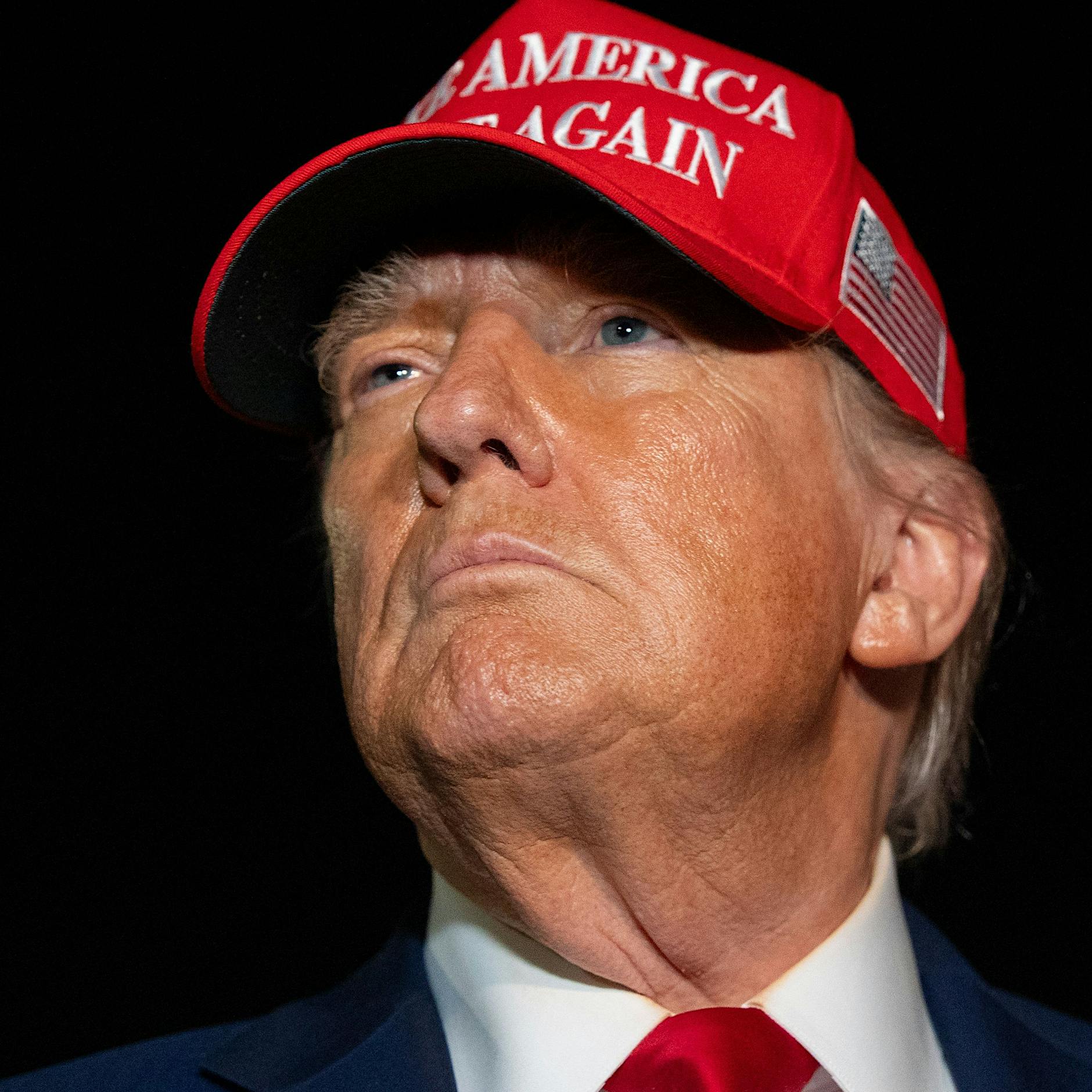 Donald Trump unter Druck: Epstein-Akten entfesseln Wut im MAGA-Lager