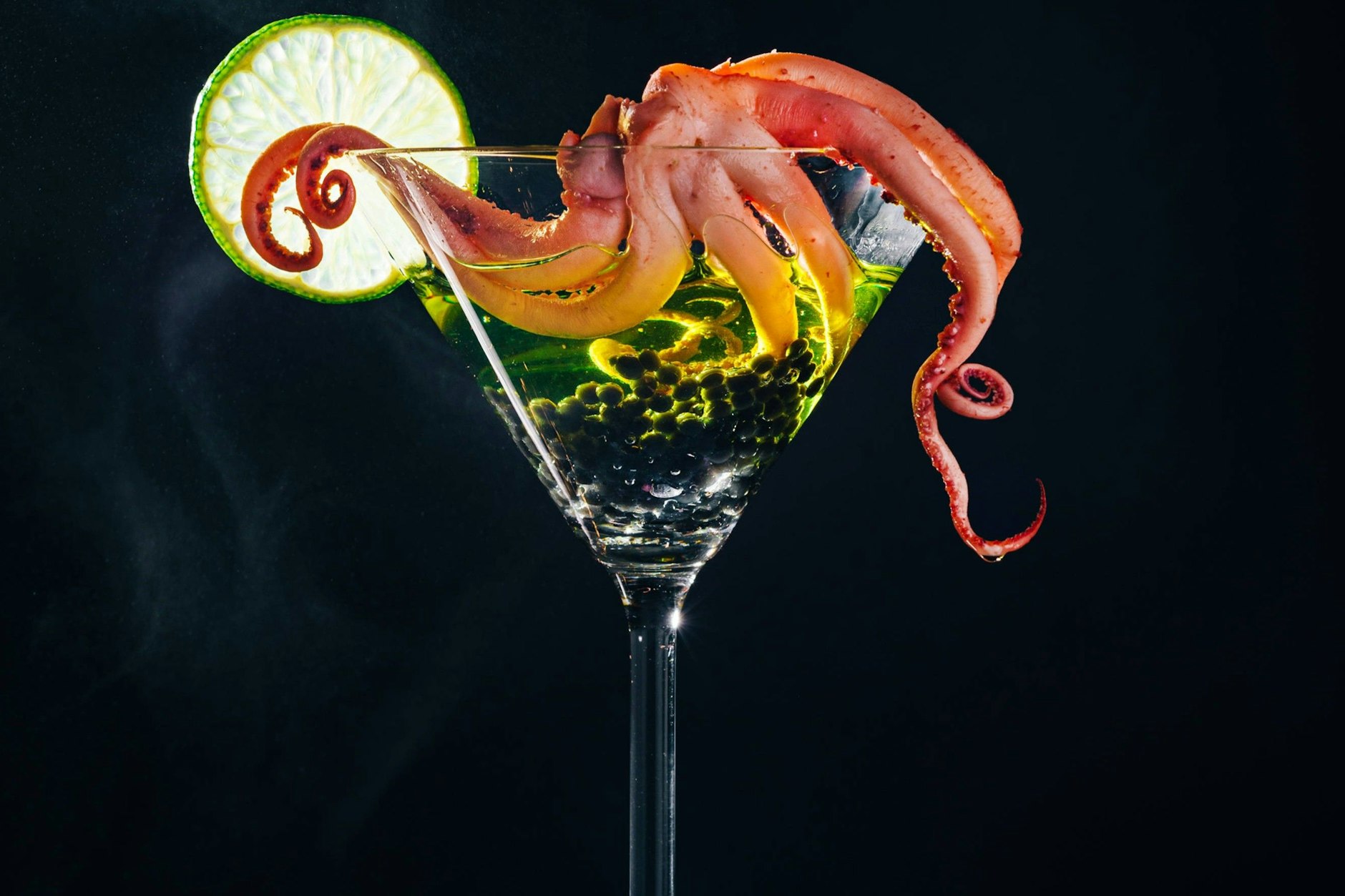 Ach, auch die Sinnesfreuden mit einem Oktopus können die Erinnerung nicht tilgen.