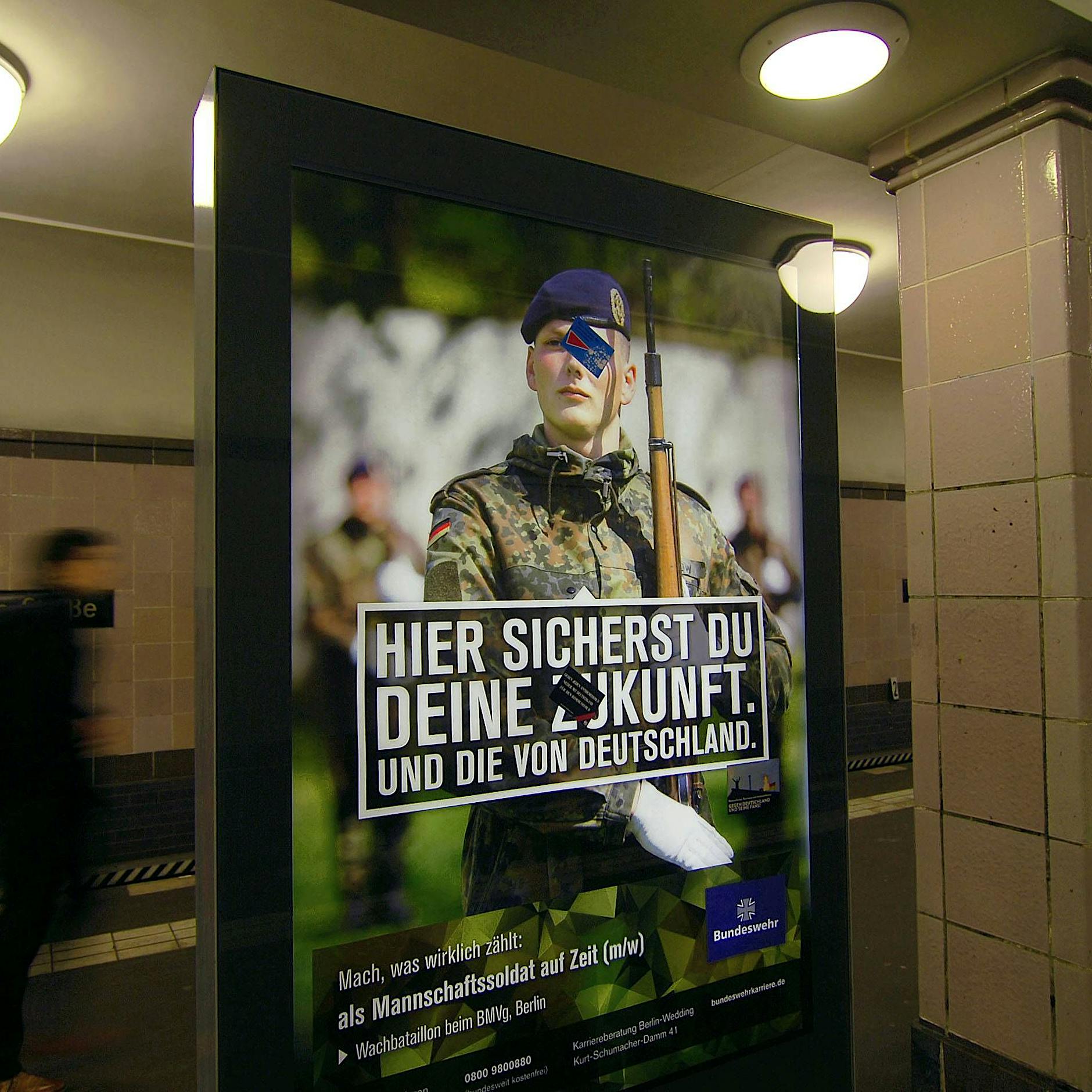 Bundeswehr-Werbung „immer skrupelloser“: Wie die Armee mit TikTok und Pizzakartons Nachwuchs ködert