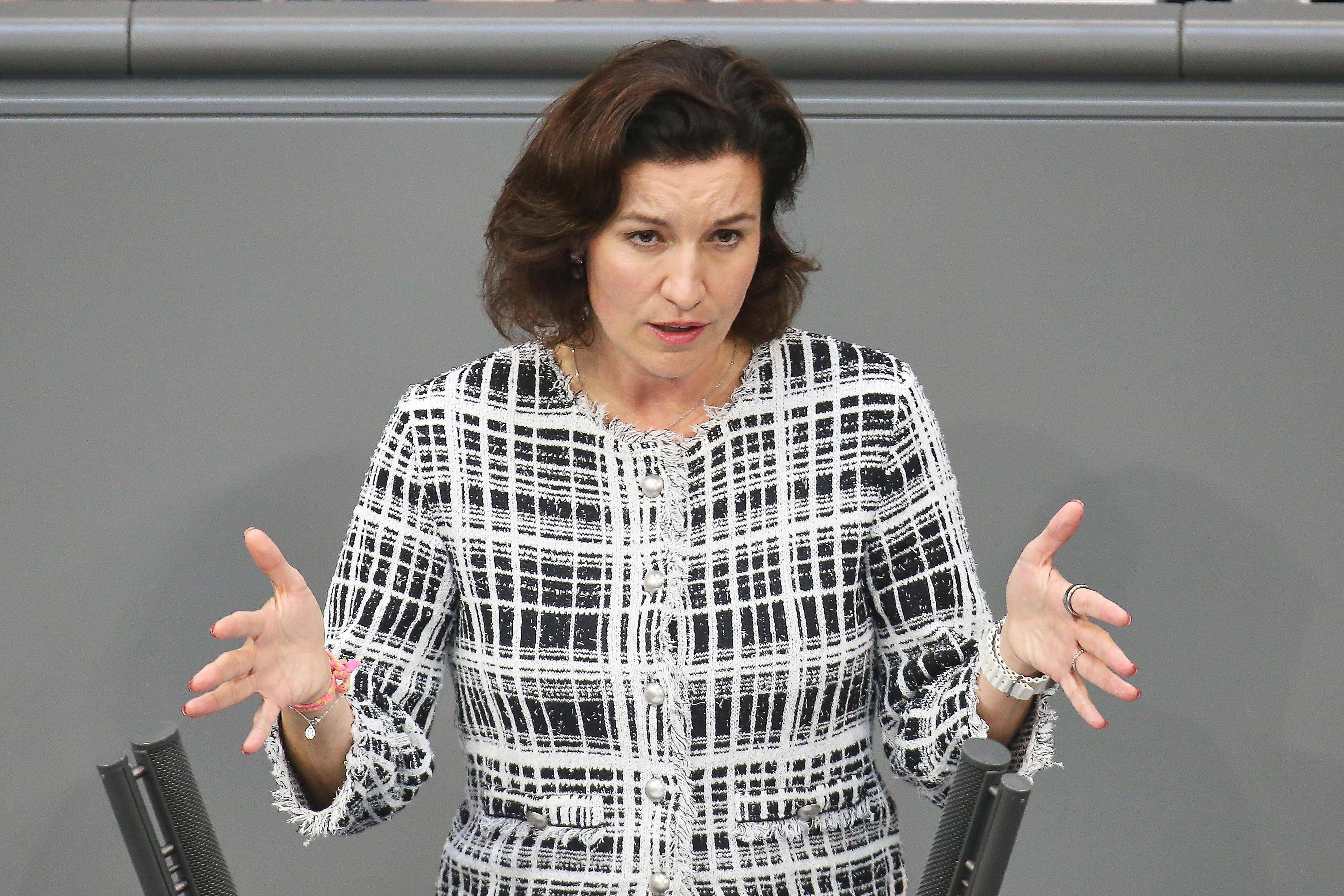 Image - CSU-Raumfahrtministerin Dorothee Bär nennt nur ersten Westdeutschen im All - nicht Sigmund Jähn