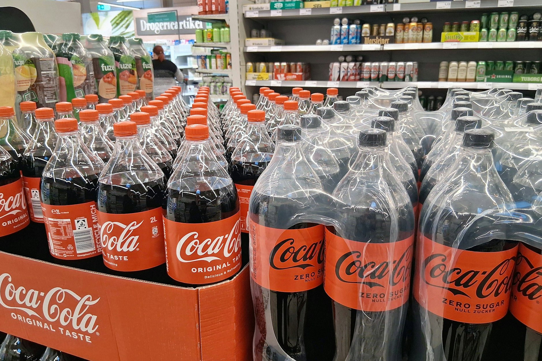 Edeka liegt im Streit mit Coca-Cola.