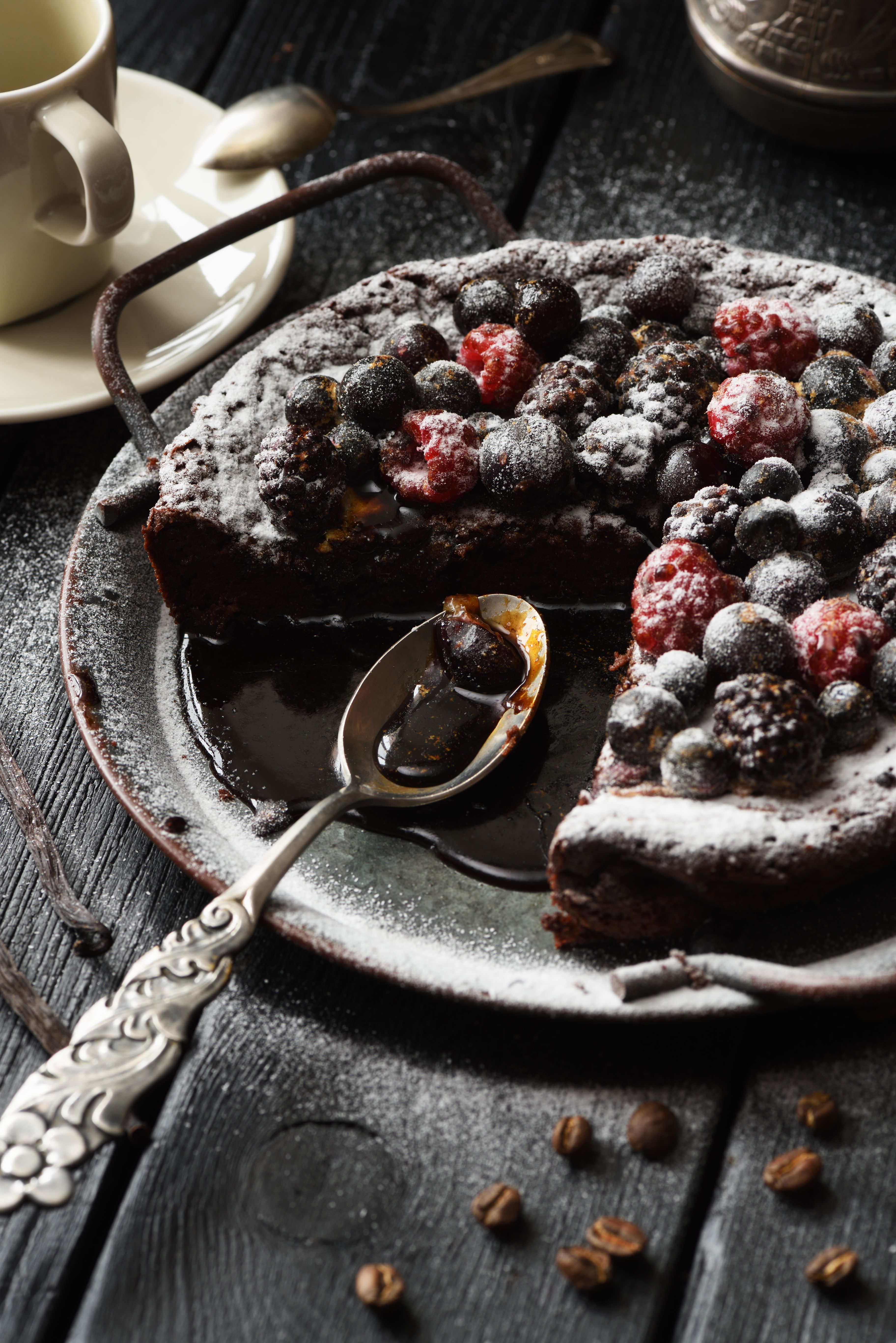 Image - Originalrezept: Klebriger Matschkuchen – wie die Schweden ihn backen