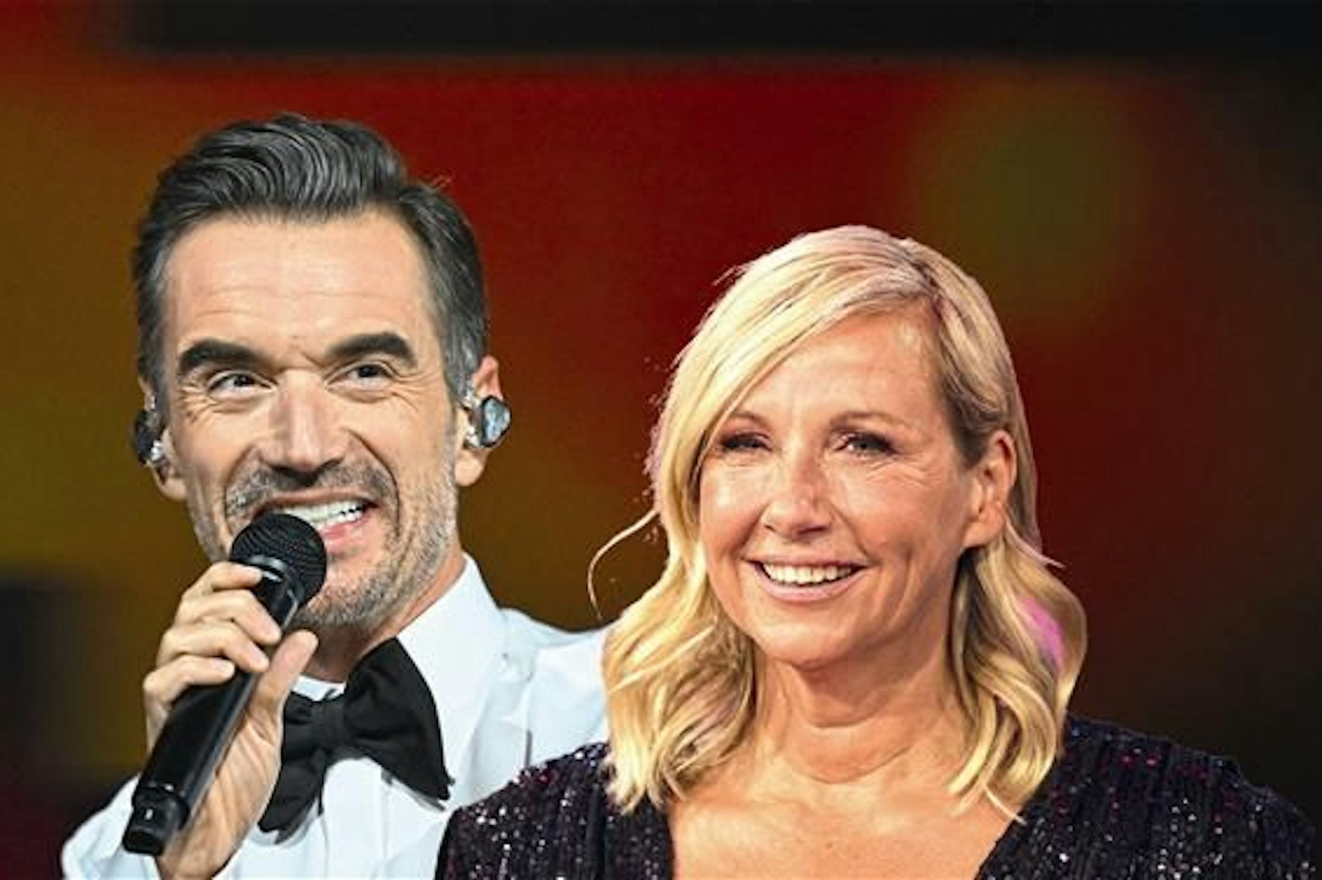 In Sachen Silvester-Show hat nun Florian Silbereisen die Nase vorn, tritt für die ARD an. ZDF-Star Andrea „Kiwi“ Kiewel kann nur hoffen, dass die Silvester-Party am Brandenburger Tor stattfindet.