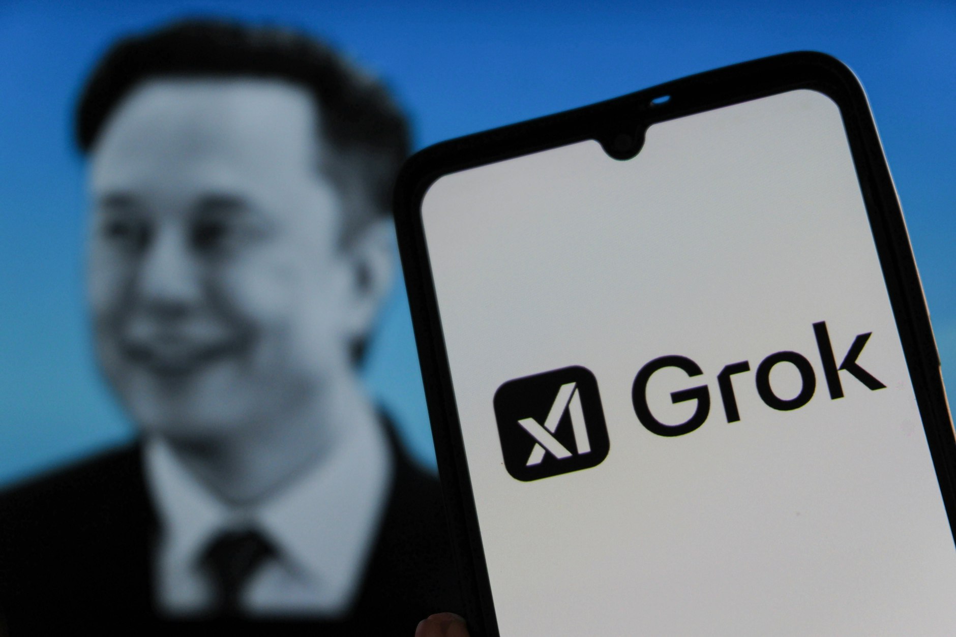 Musks KI Grok&nbsp;geriet vergangene Woche wegen antisemitischer Aussagen in die Kritik.