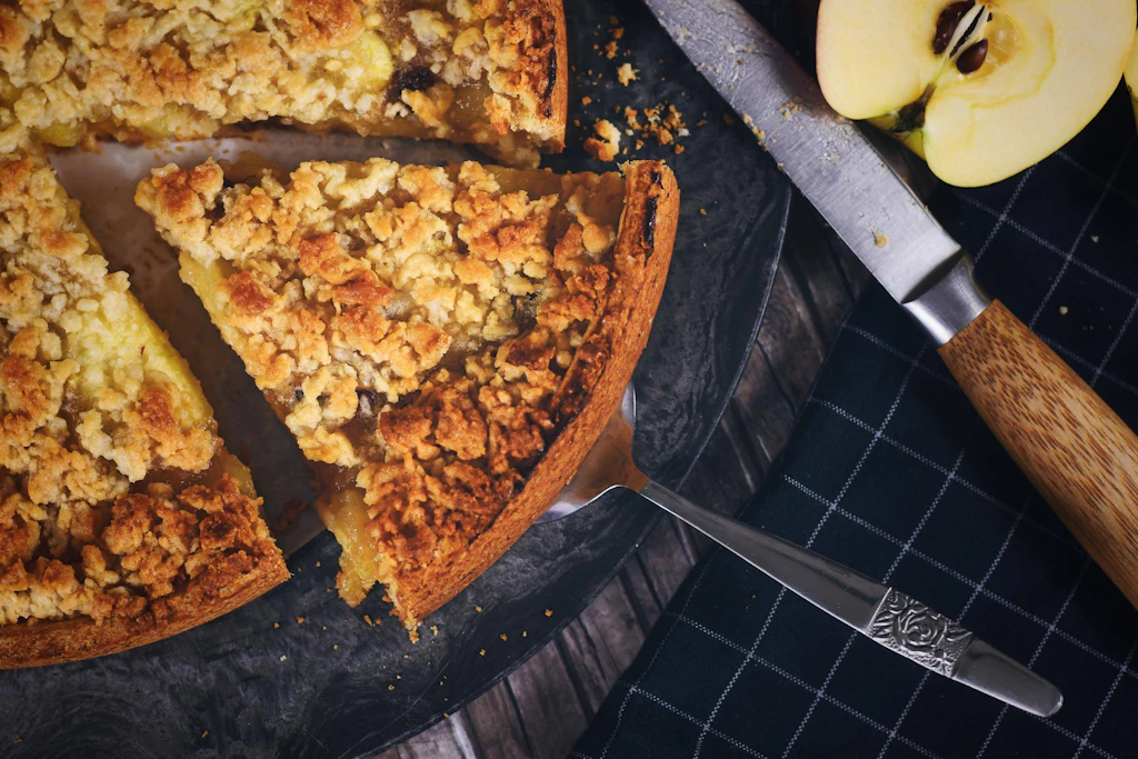 DDR-Rezept für Omas Apfelmuskuchen: So backen Sie den Streuselkuchen!
