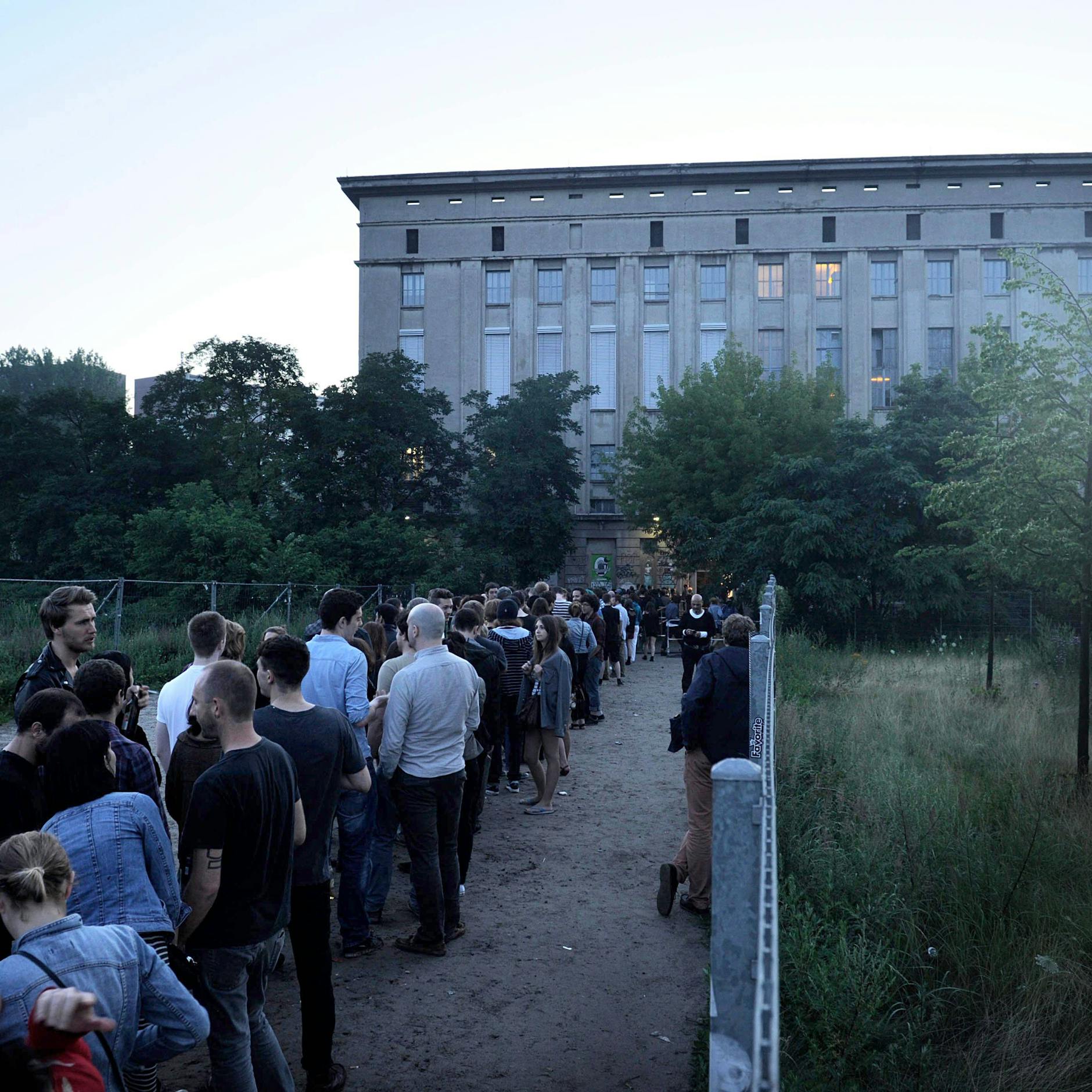 Image - Berghain-Billigticket für Berliner? Fans des Friedrichshainer Clubs plädieren für Einheimischen-Rabatt