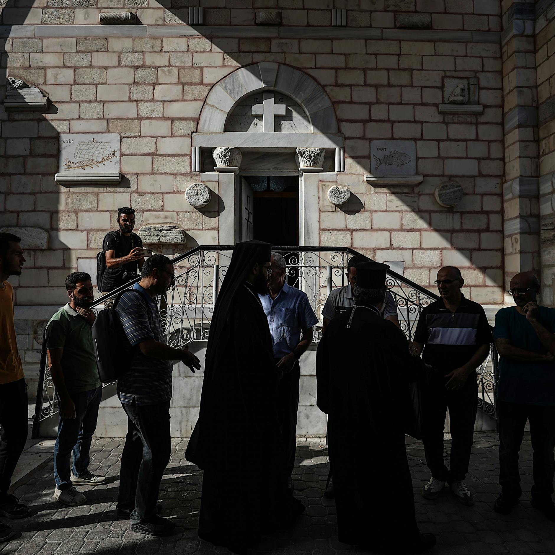 Israel greift einzige katholische Kirche in Gaza an – drei Menschen getötet