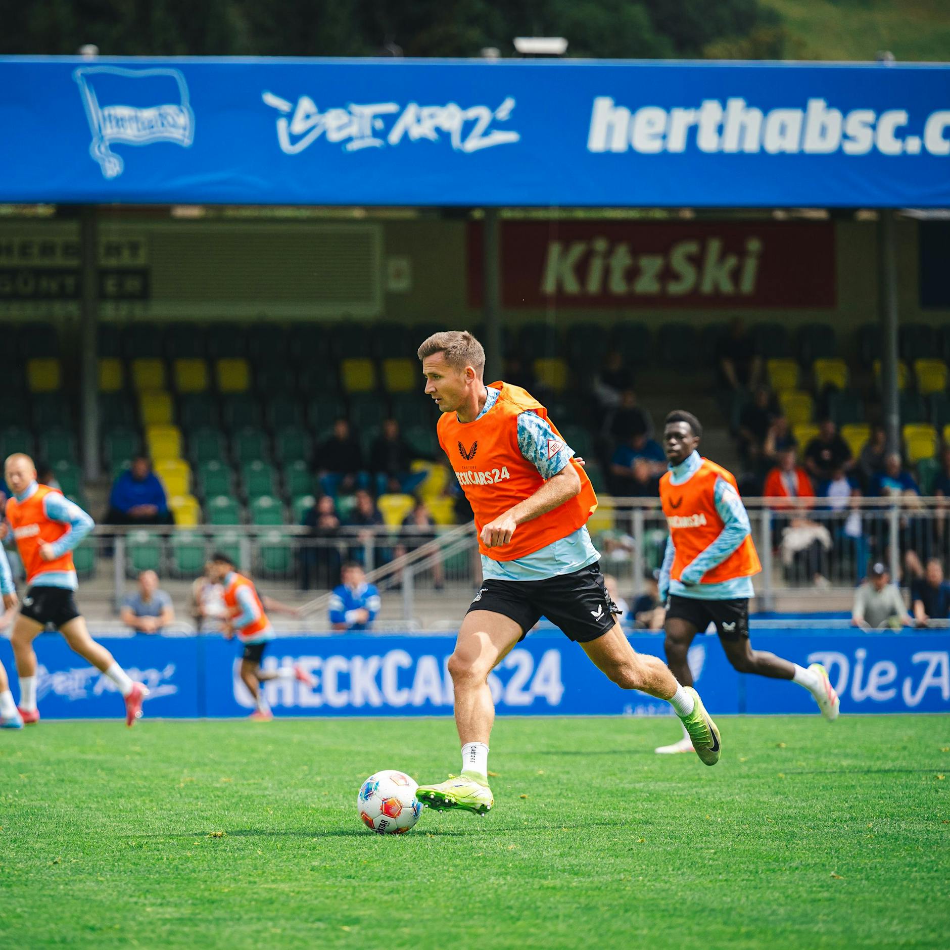 Härtetest bei Hertha BSC: Seguin und Zeefuik spielen gegen Austria Wien