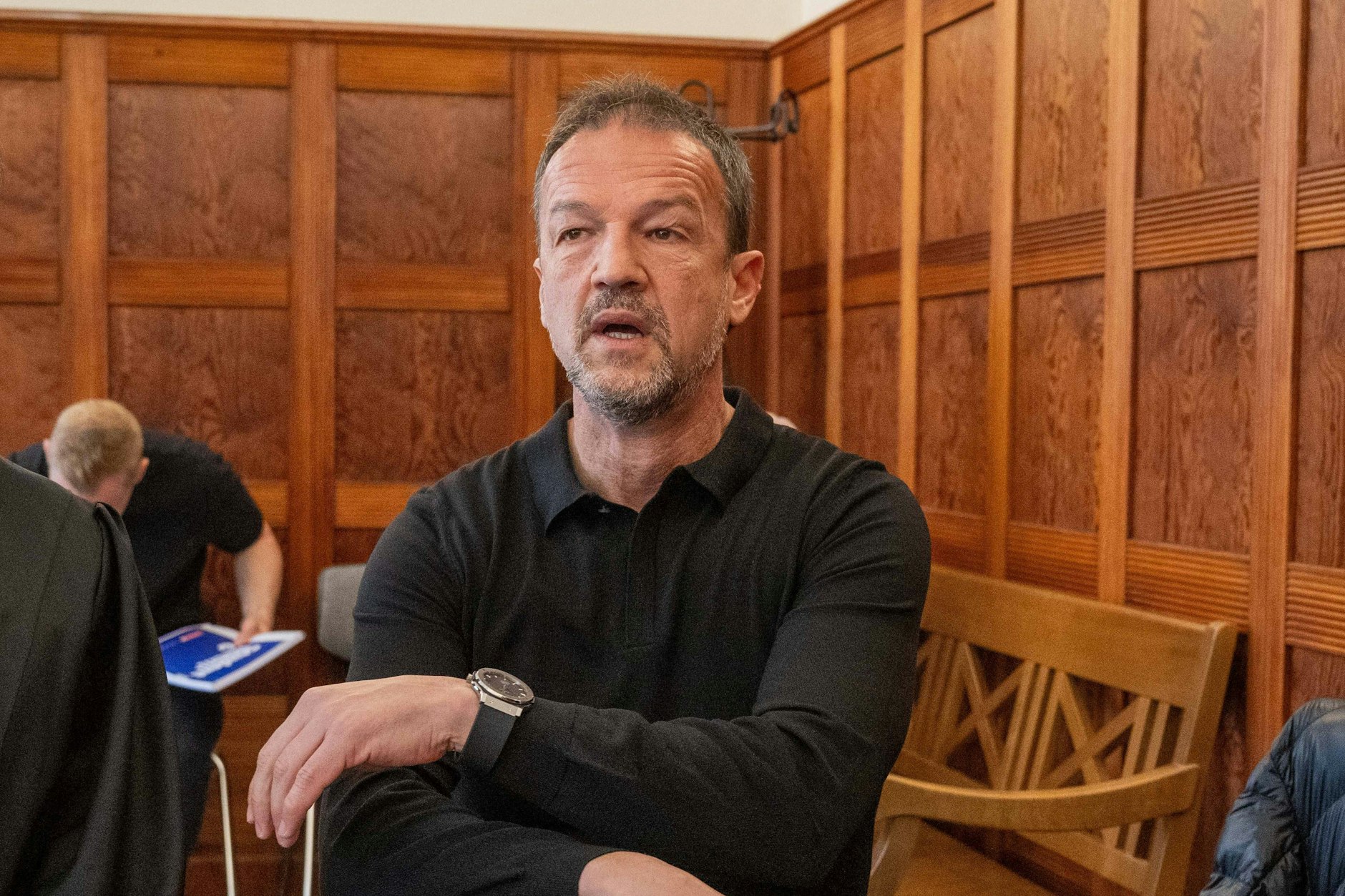 Im Mai traf sich Ex-Manager Fredi Bobic mit Hertha BSC vor Gericht. Doch eine Einigung gab es nicht.