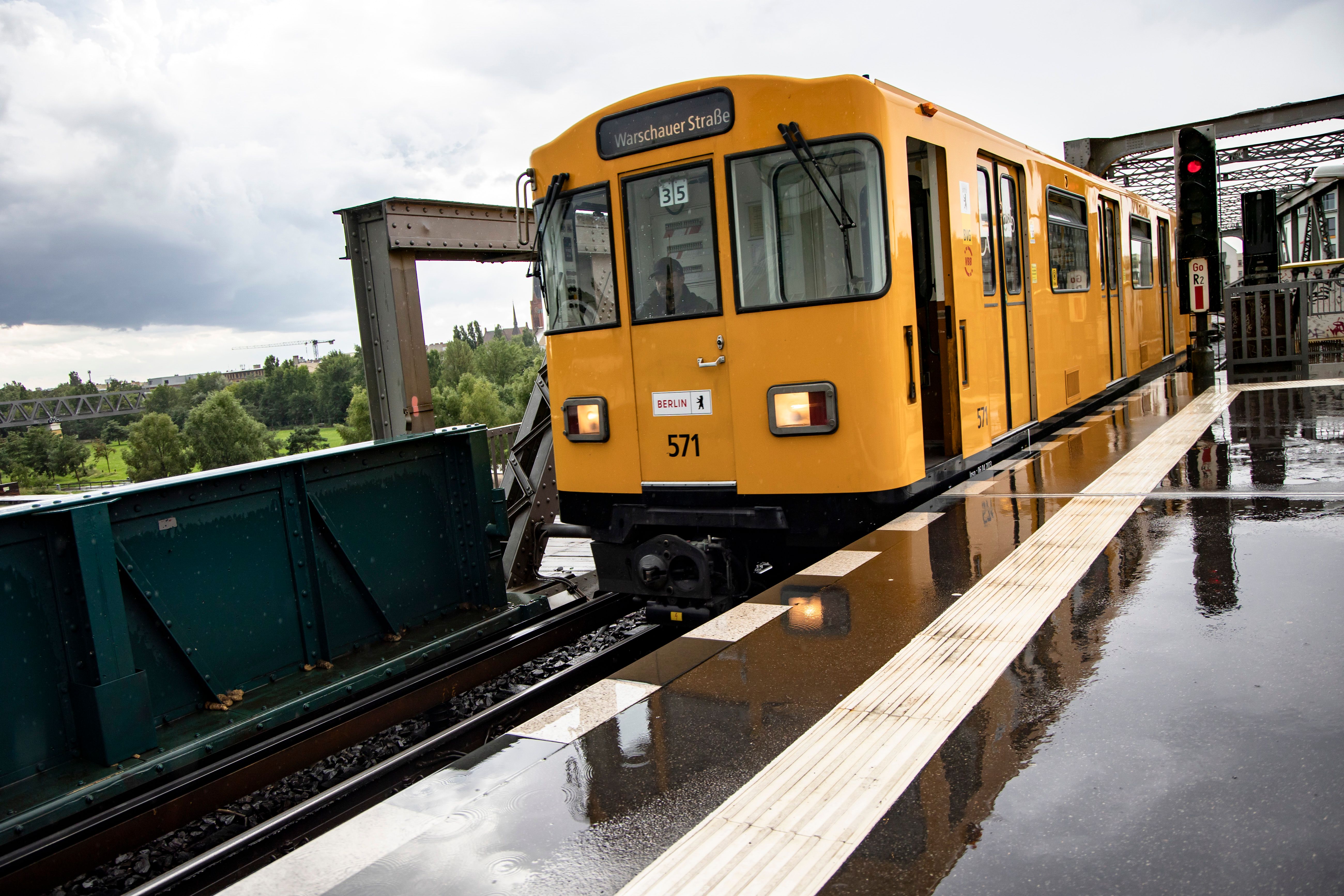 Image - Zu wenig Fahrer, zu alte Züge: BVG-Chaos legt U1 tagelang lahm