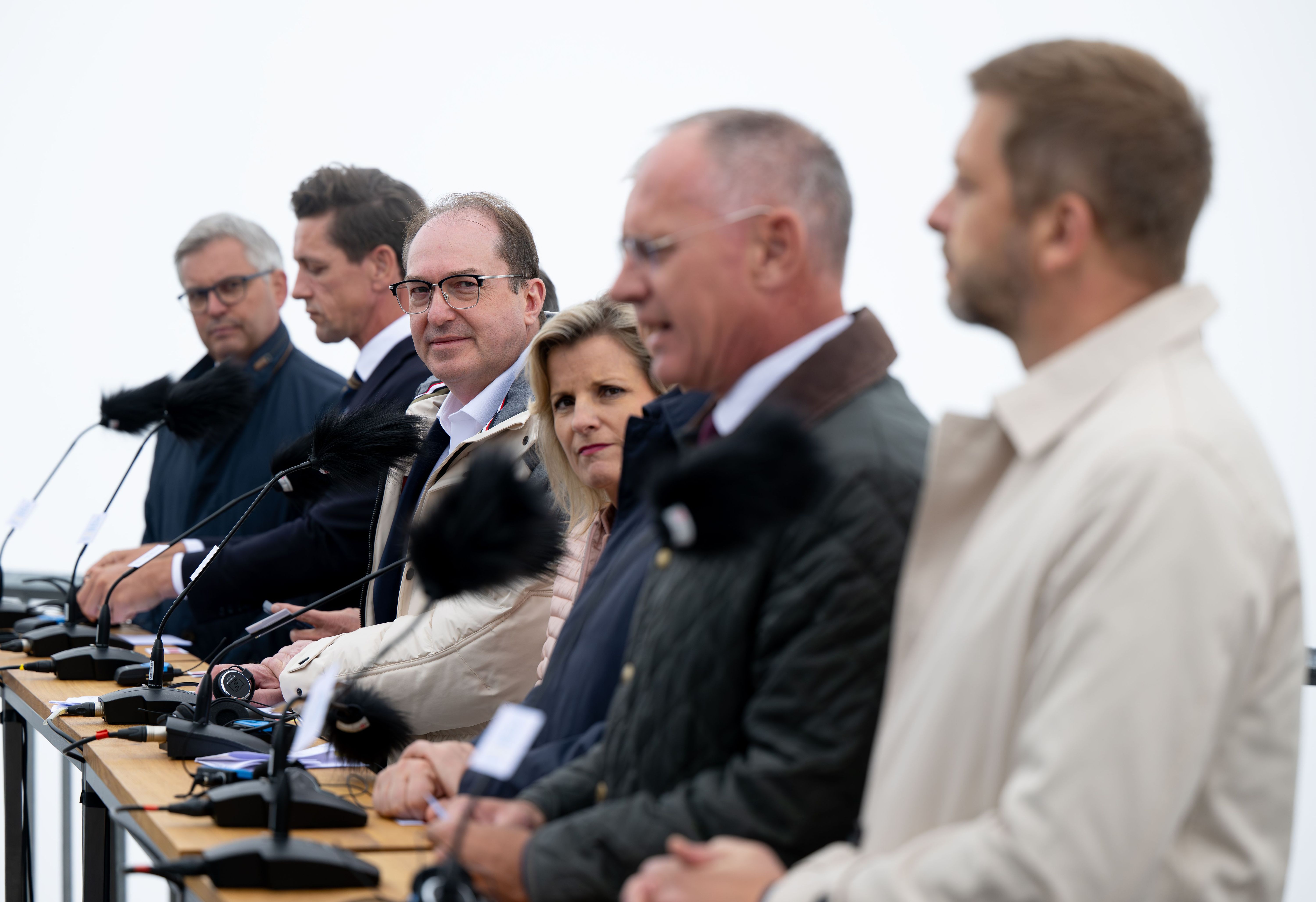 Bei Treffen auf der Zugspitze: EU-Außenminister wollen Asylkurs verschärfen