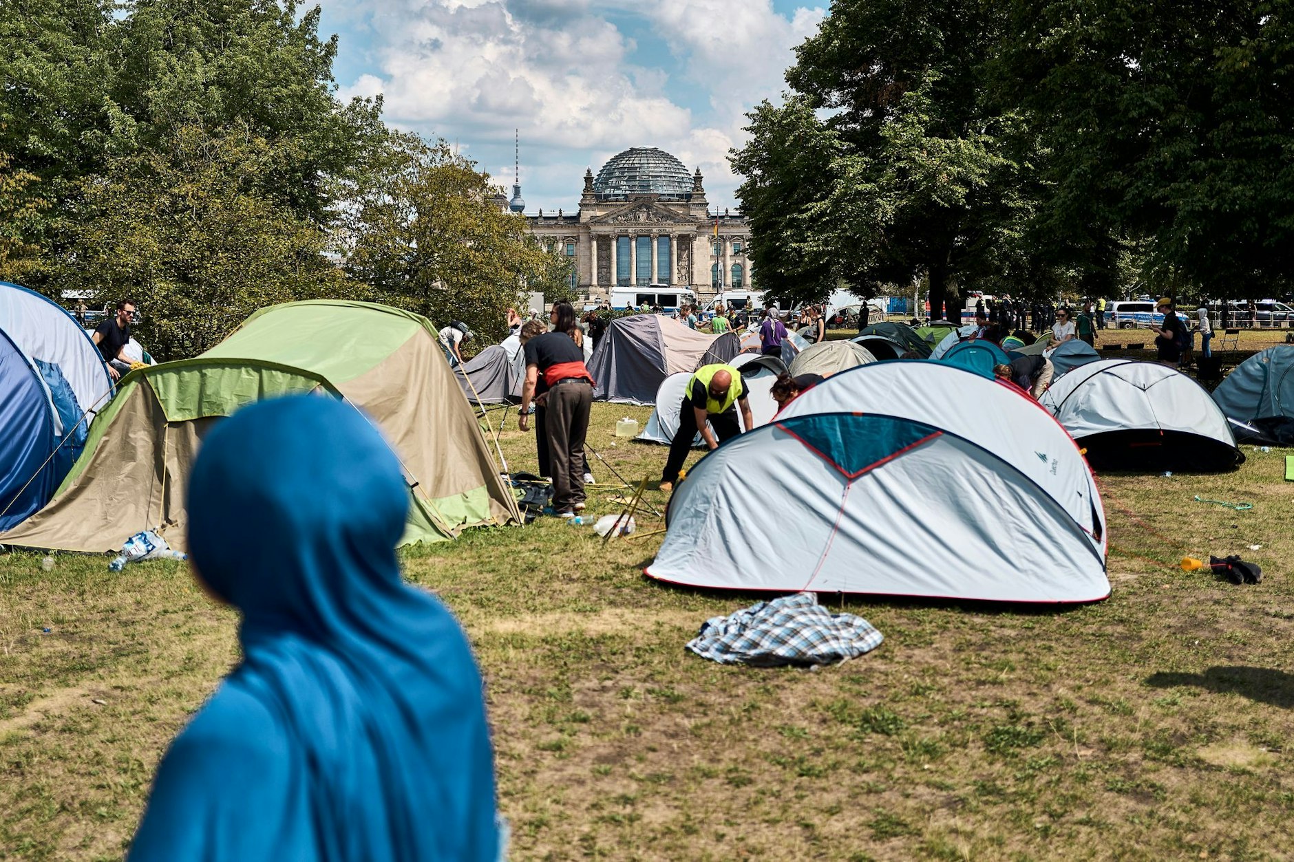 Das propalästinensischen Protestcamp im Regierungsviertel darf erneut vor dem Kanzleramt aufbauen.