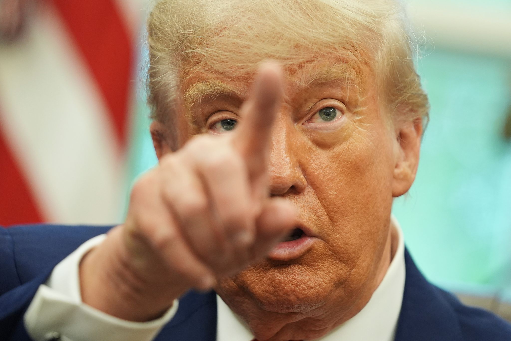 Ein bombastischer Deal: Wie Trump es geschafft hat, mehr Waffen an die Europäer zu verkaufen