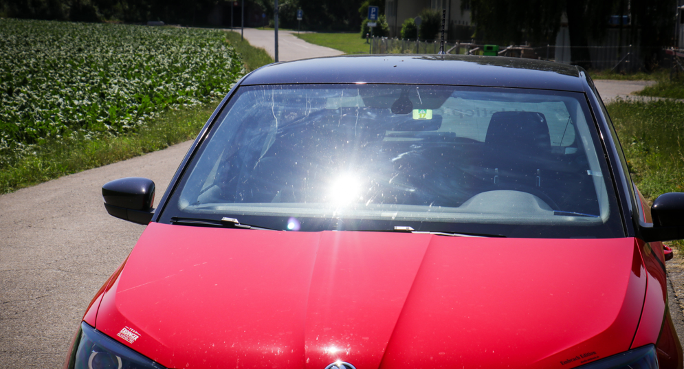 Vater vergisst sein Kind bei Hitze im Auto – das Baby stirbt!