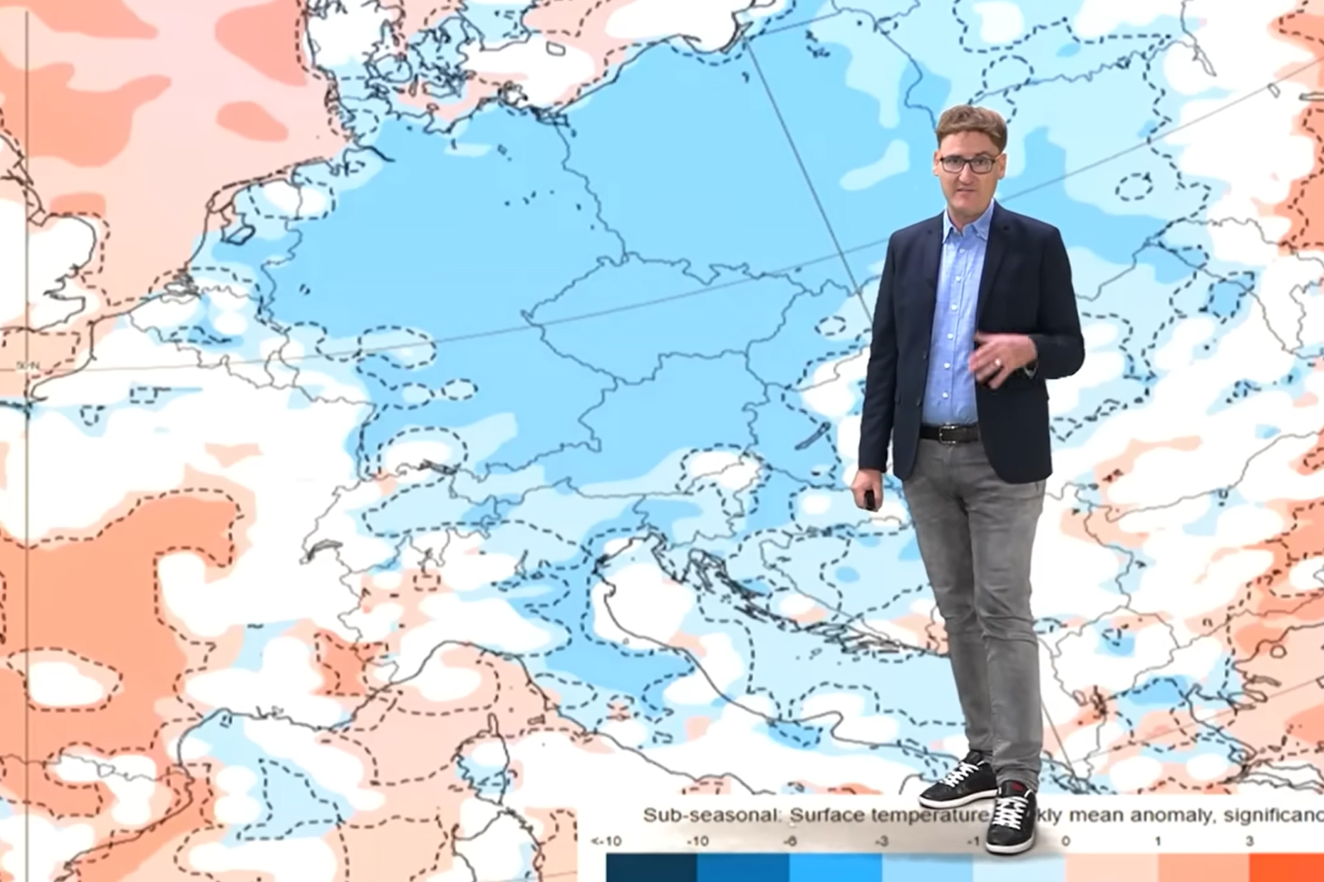 Von Deutschland bis nach Osteuropa zeigt die blaue Farbe auf der Wetterkarte des europäischen Wettermodells ECMWF deutlich zu niedrige Temperaturen an.