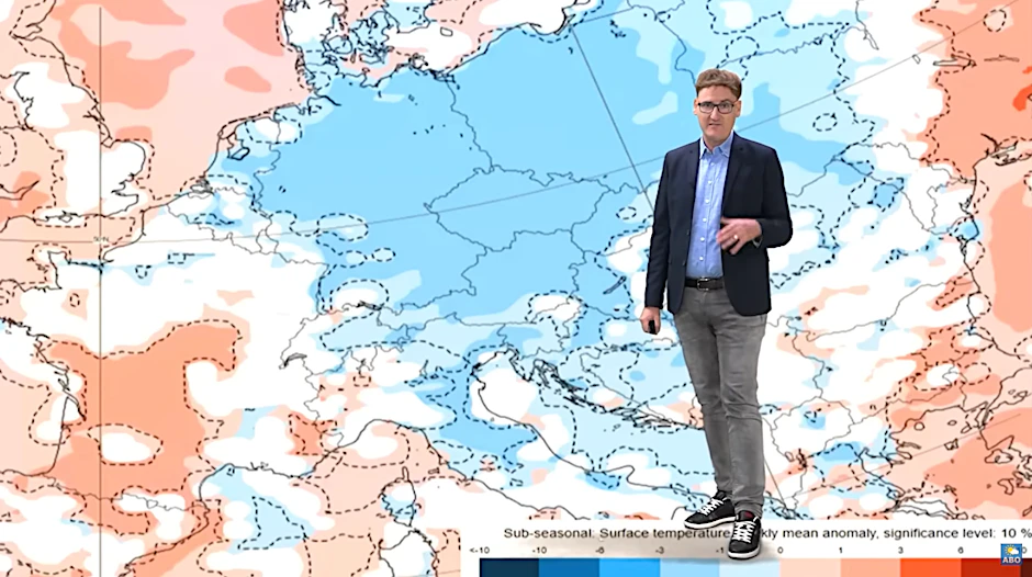 Von Deutschland bis nach Osteuropa zeigt die blaue Farbe auf der Wetterkarte des europäischen Wettermodells ECMWF deutlich zu niedrige Temperaturen an. 