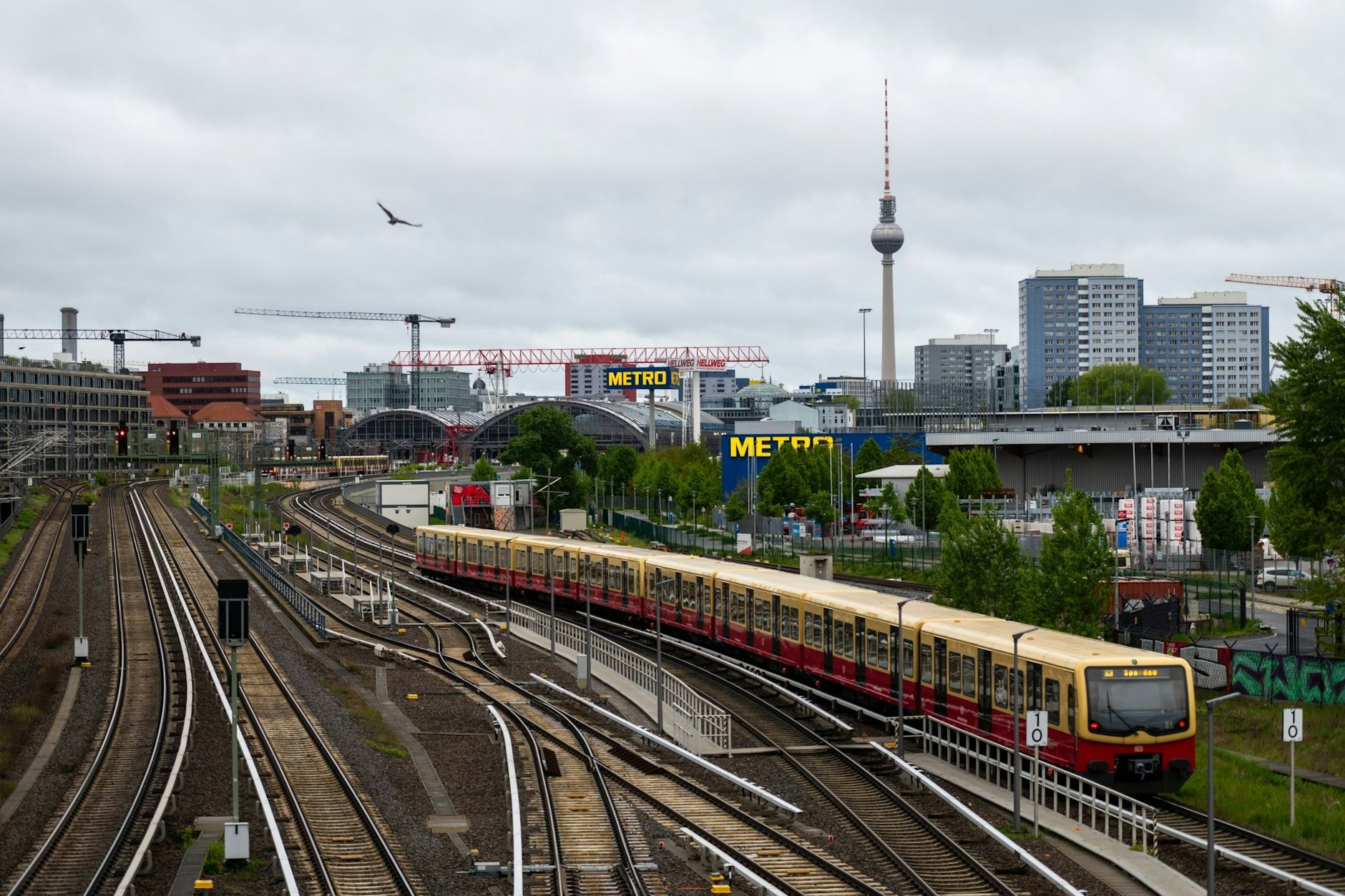 Wegen der Reparatur an einem Signal kommt es am Montagmorgen wieder zu Ausfällen und Verspätungen bei der S-Bahn Richtung Ostbahnhof.
