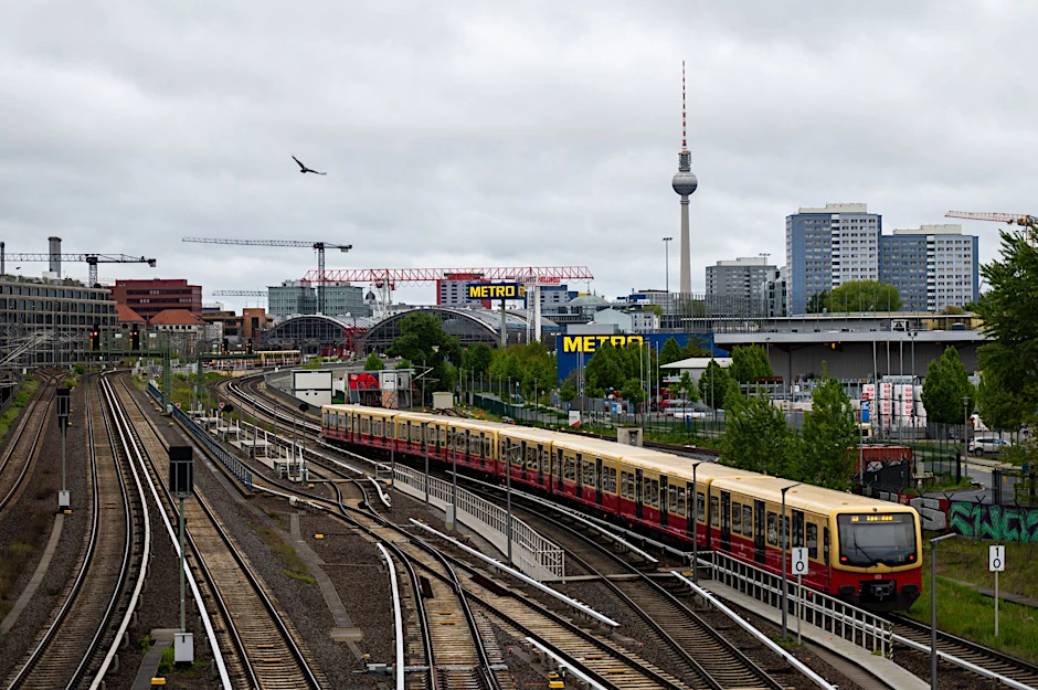 Wegen der Reparatur an einem Signal kommt es am Montagmorgen wieder zu Ausfällen und Verspätungen bei der S-Bahn Richtung Ostbahnhof.