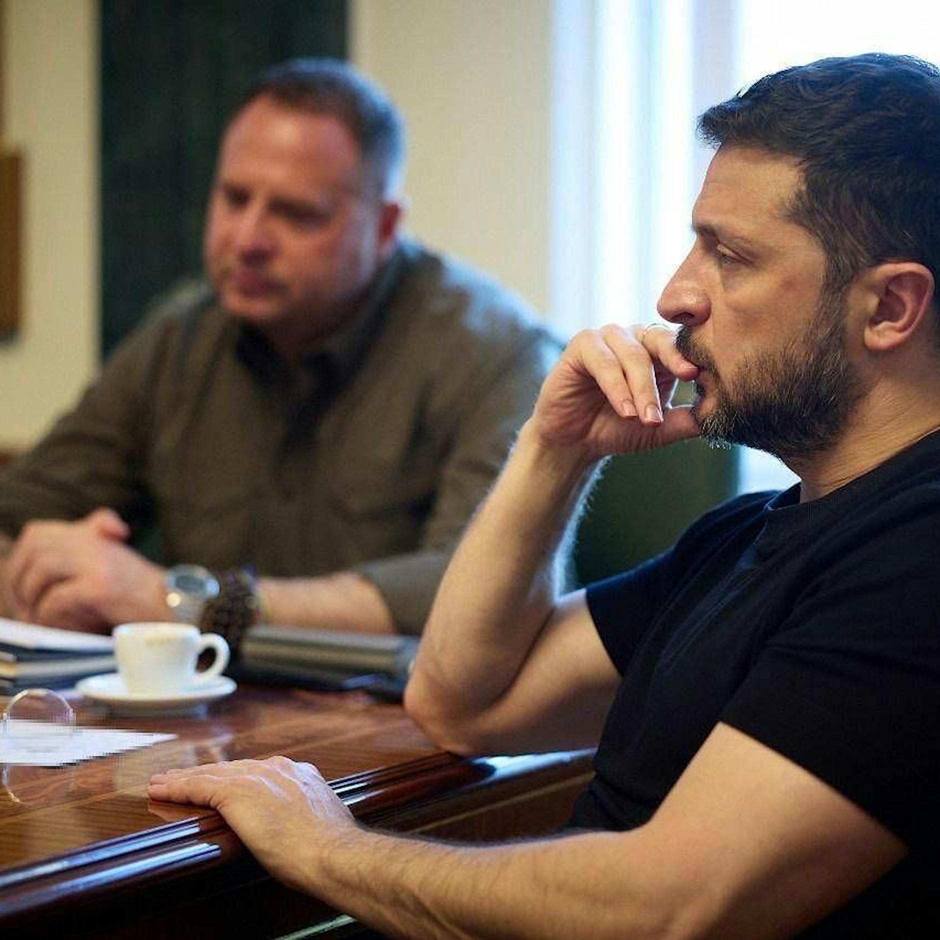 Ukraine versinkt im Korruptionschaos: Selenskyj steht mit dem Rücken zur Wand