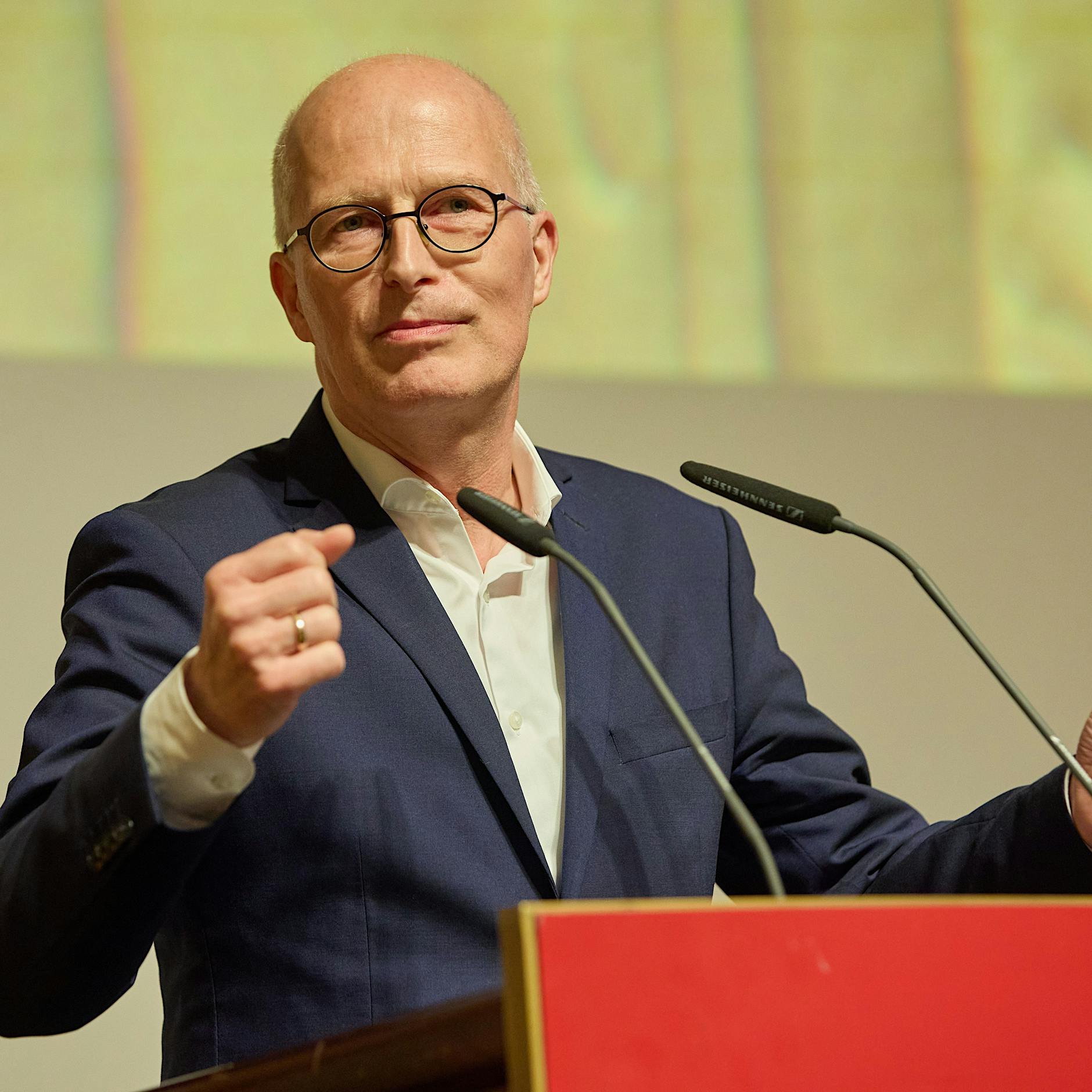 Hamburgs Bürgermeister erhebt schwere Vorwürfe: Kai Wegner soll Abschiebung von Afghanen verhindert haben