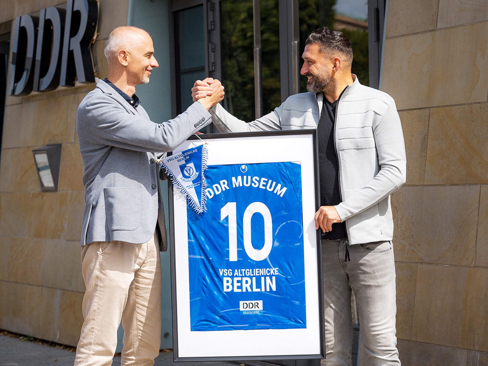 Union-Legende Torsten „Tusche“ Mattuschka: DDR Museum auf das Trikot