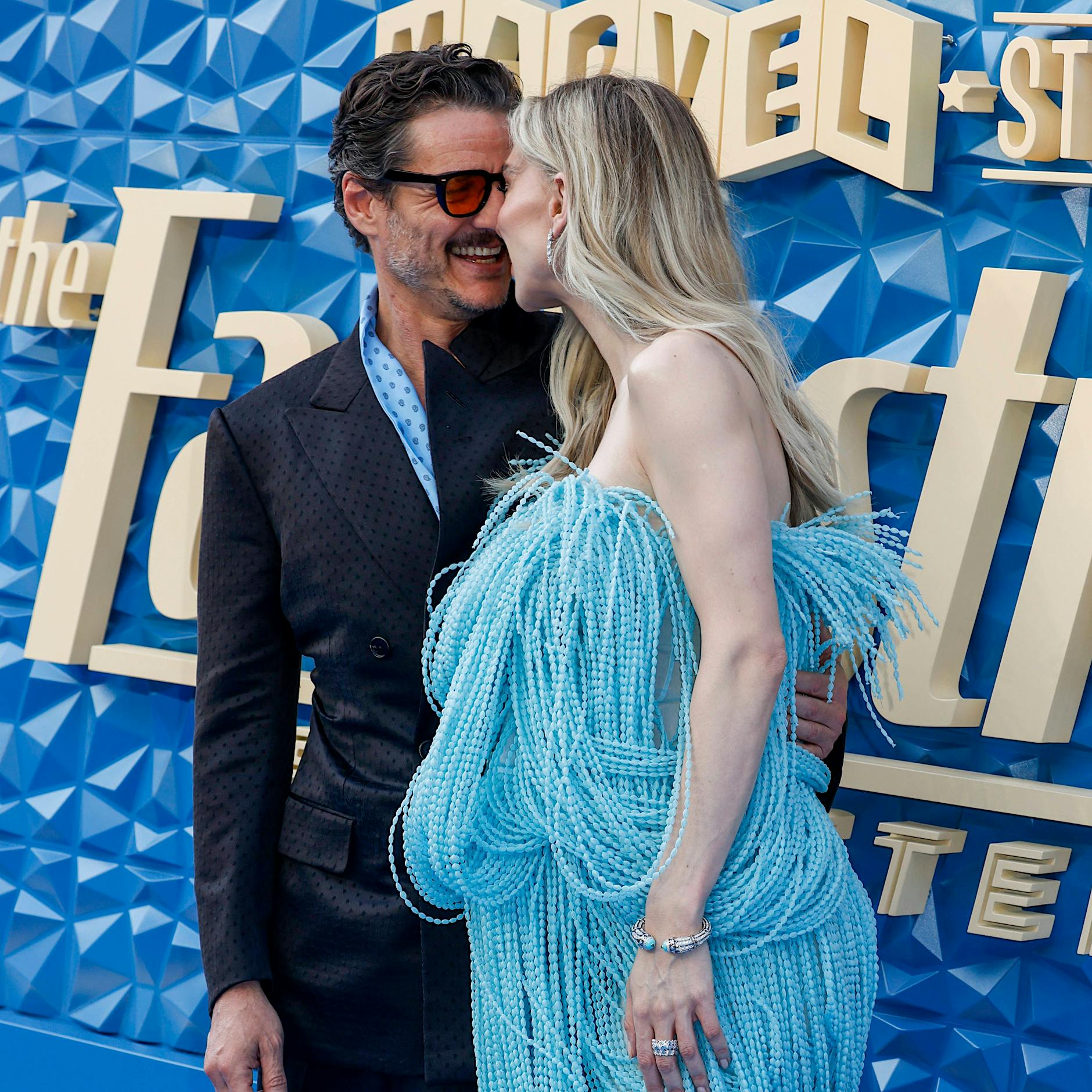 Ausrede für Übergriffigkeit? Wie Pedro Pascal das Internet spaltet