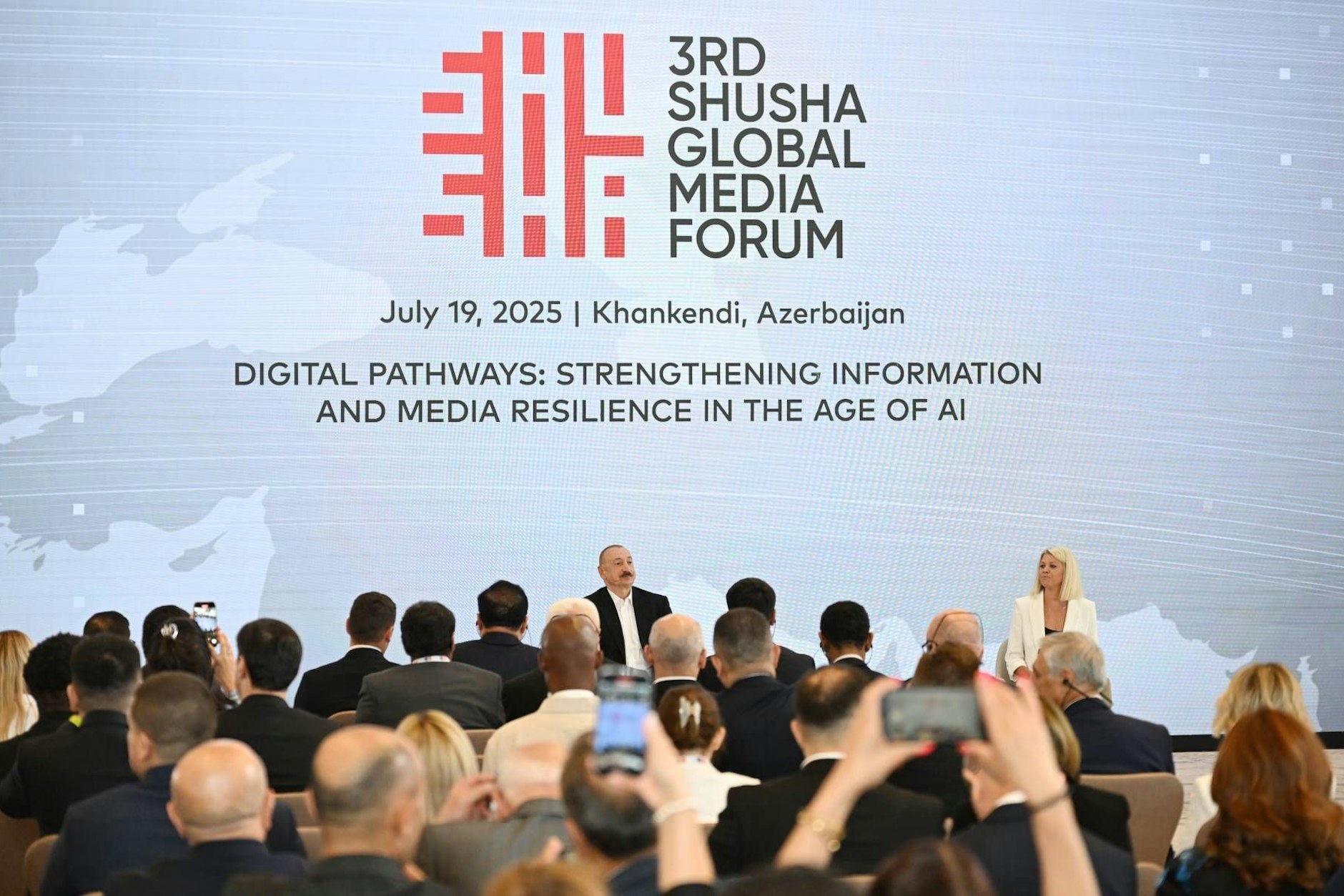 Aserbaidschans Präsident Ilham Alijew auf dem Shusha Global Media Forum
