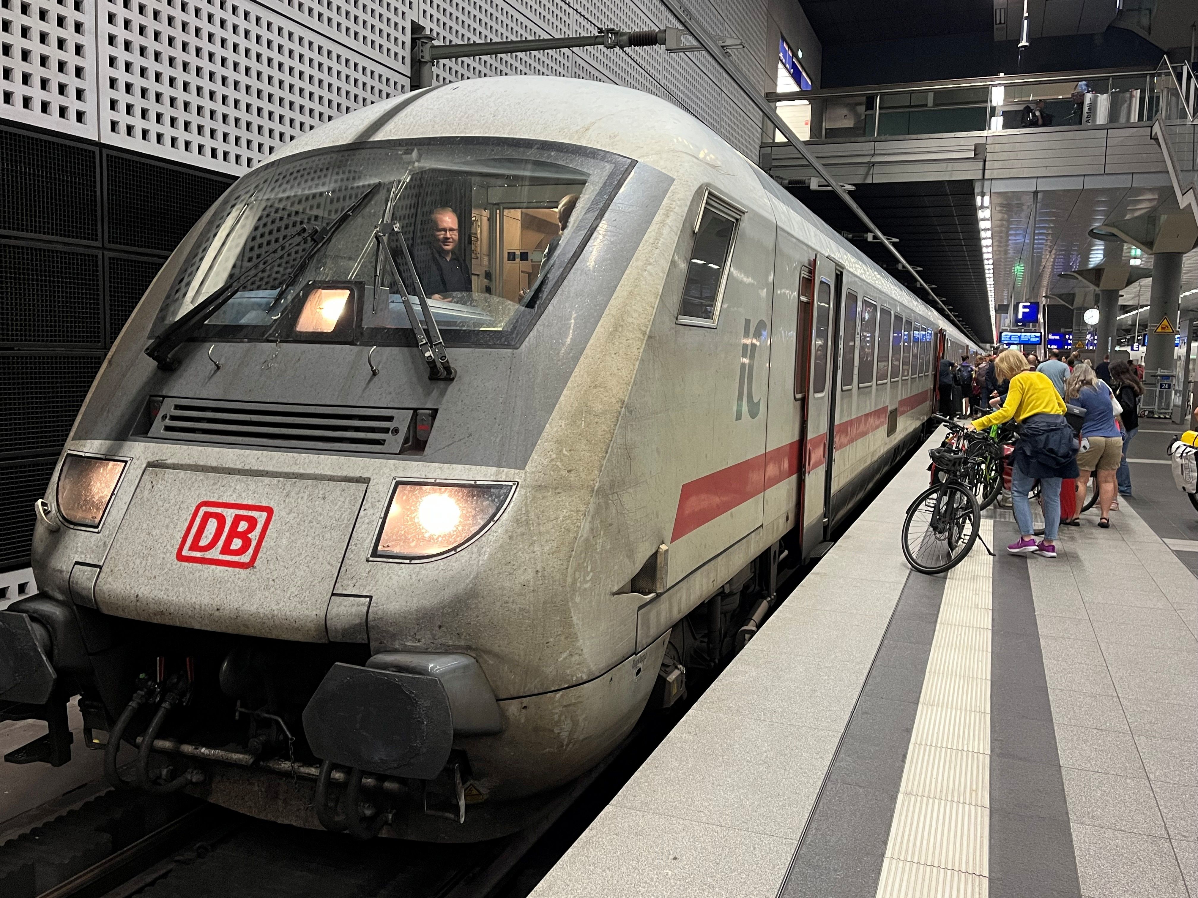 Letzte Fahrt mit der Bahn von Berlin direkt an die Nordsee: Warum eine Tradition zu Ende geht