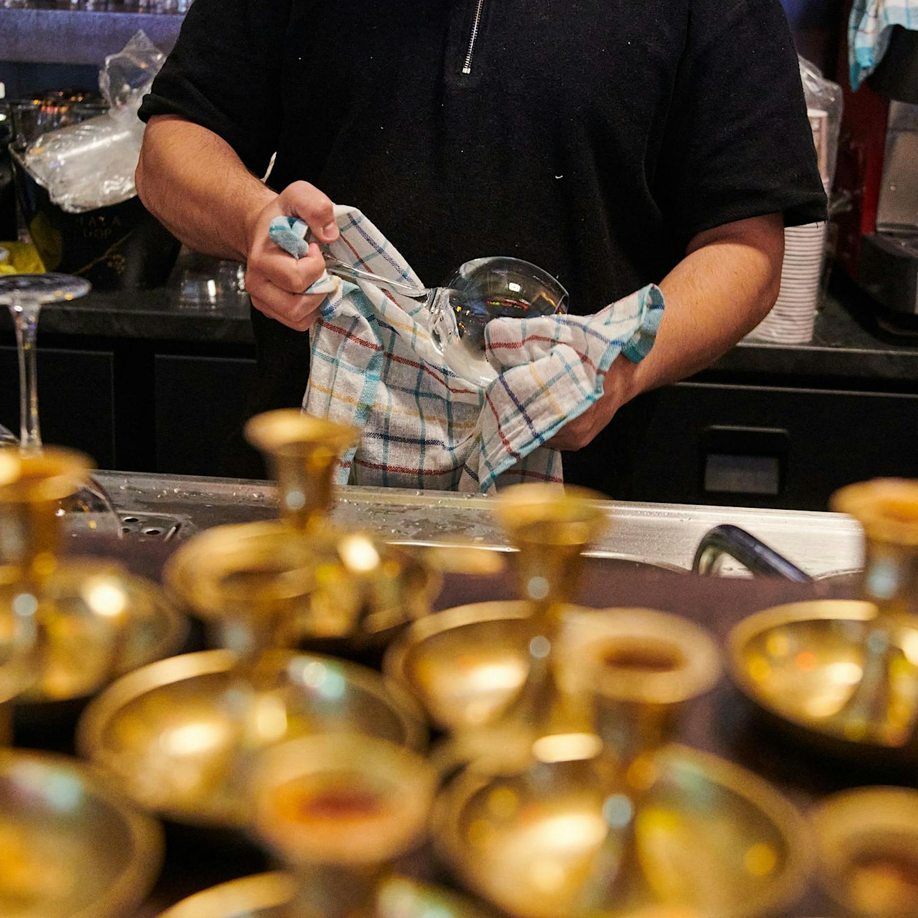 Englisch quasselnder Service, Trinkgeld-Terror – Was uns in Berliner Restaurants nervt