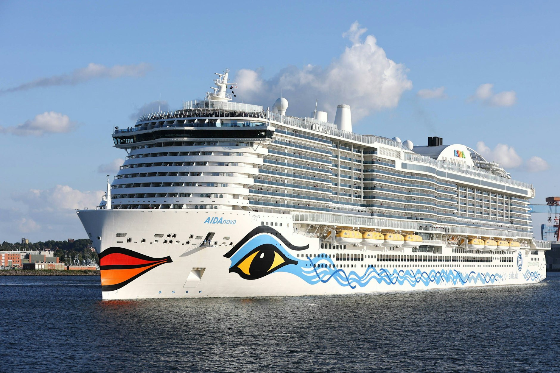 Das Kreuzfahrtschiff Aida Nova. Auf dem Weg nach Kopenhagen ist ein 18-Jähriger in der Nacht vom Schiff gesprungen.