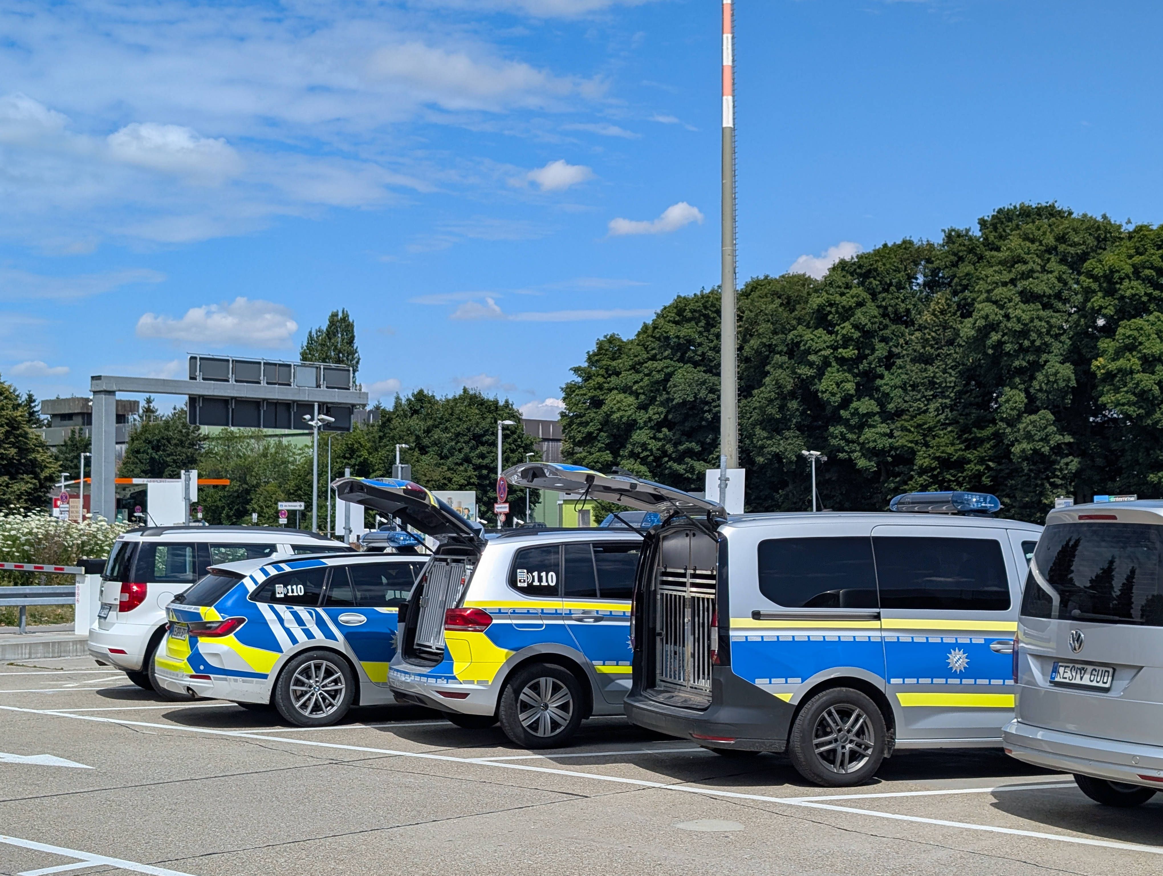 Alarm im Luftraum über Bayern: Pilot bittet Polizei um Hilfe