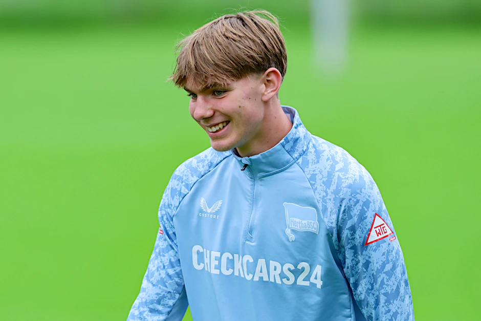 Herthas nächstes Supertalent Kennet Eichhorn darf sich zu seinem 16. Geburtstag freuen. Jetzt winkt sein Profi-Debüt.