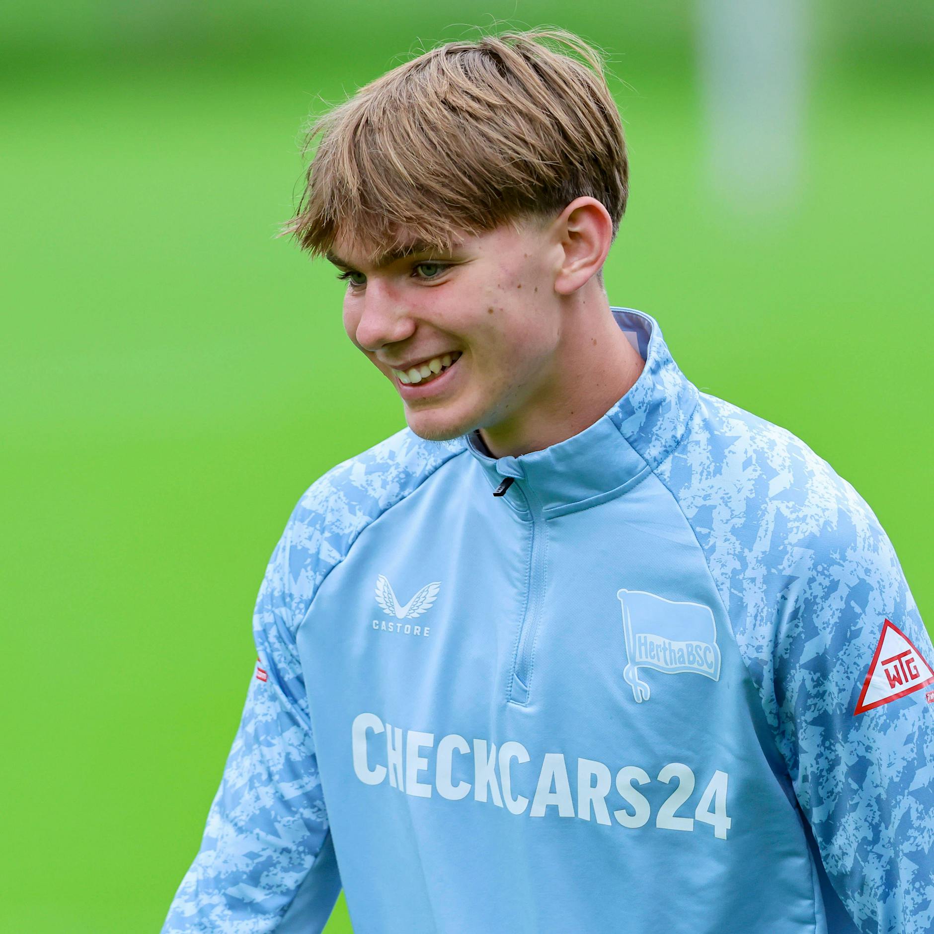 Endlich 16! Lässt Leitl Hertha-Wunderkind Kennet gleich auf Schalke ran?