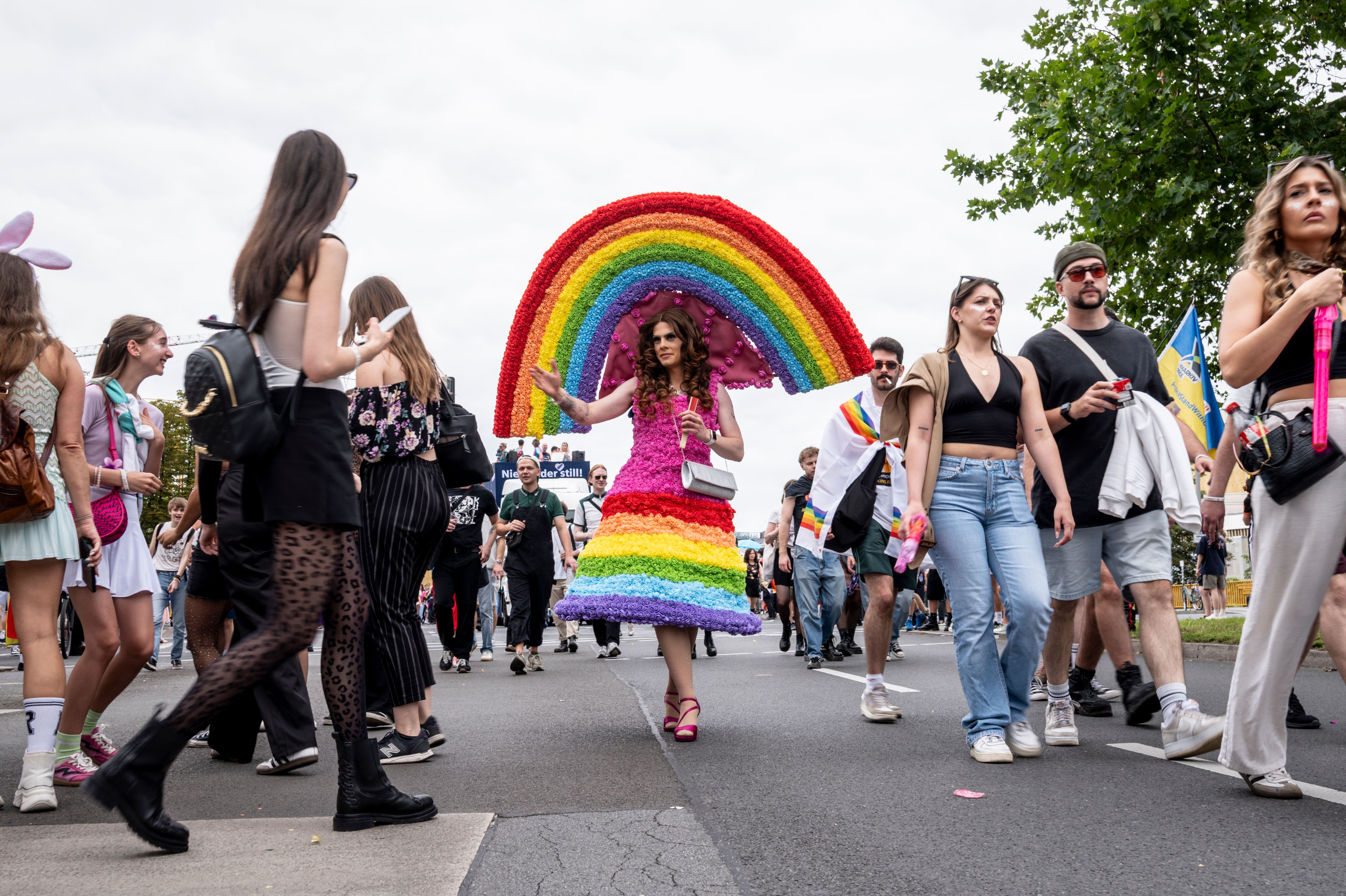 Vom Berliner CSD an einen See im Osten: Ein Wochenende lang umgeben von Touristen