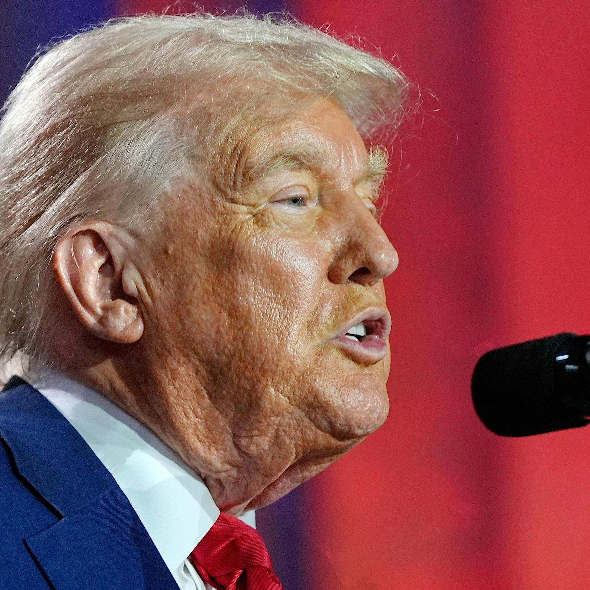 „Absolut illegal“: Trump fordert Anklage gegen Beyoncé und Oprah Winfrey