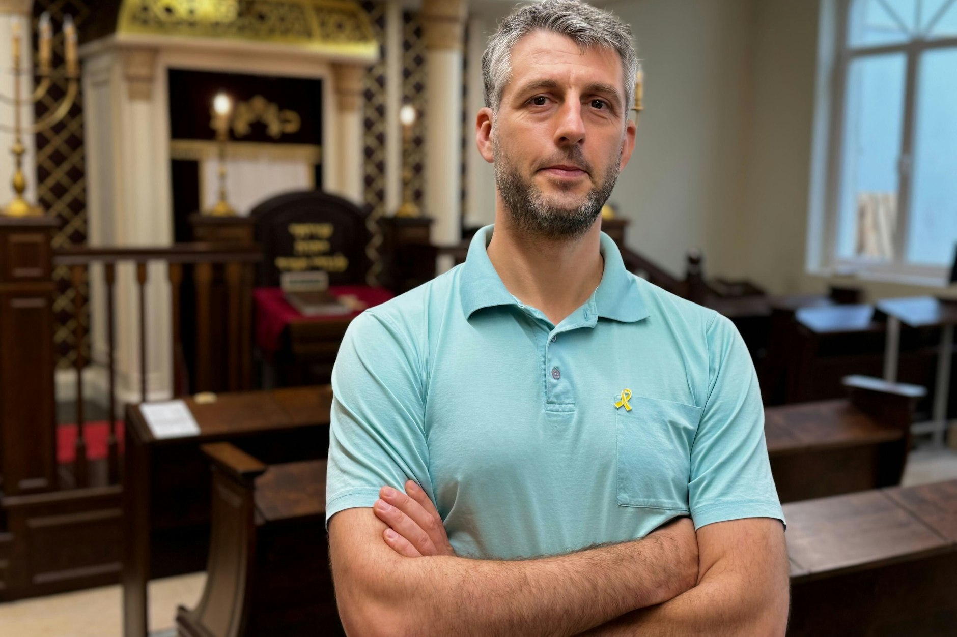 Der deutsch-russische Jurist&nbsp;German Moyzhes in der Synagoge an der Berliner Brunnenstraße. Er ist hier Geschäftsführer.