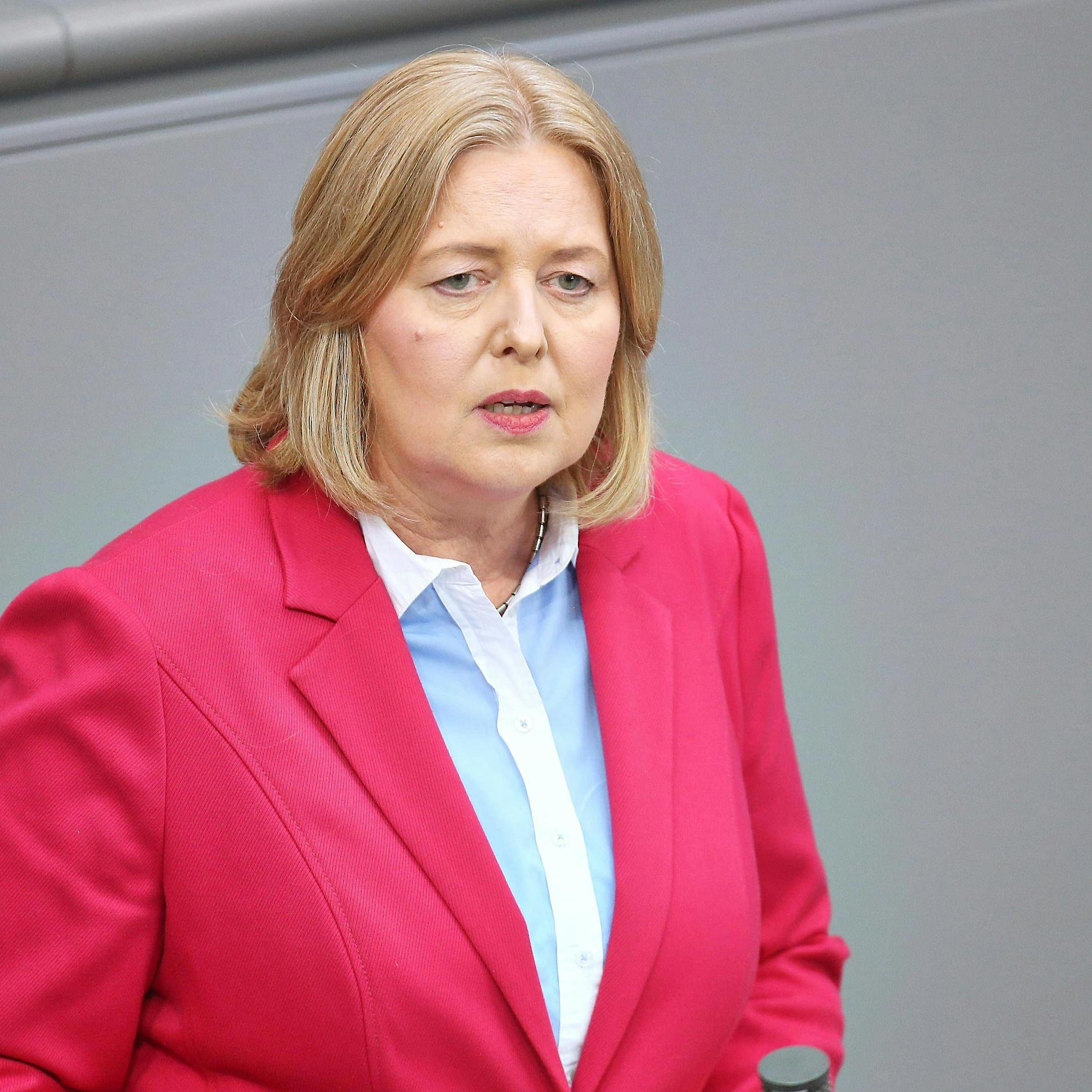 Banden betrügen massiv bei Rekord-Bürgergeld: Auf die Regierung kommt ein harter Brocken zu