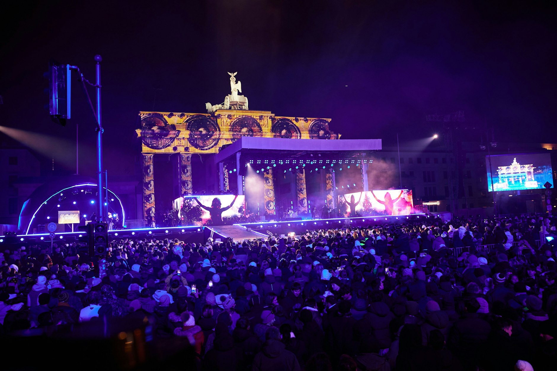 Etwa 60.000 Menschen feierten den letzten Jahreswechsel am Brandenburger Tor.