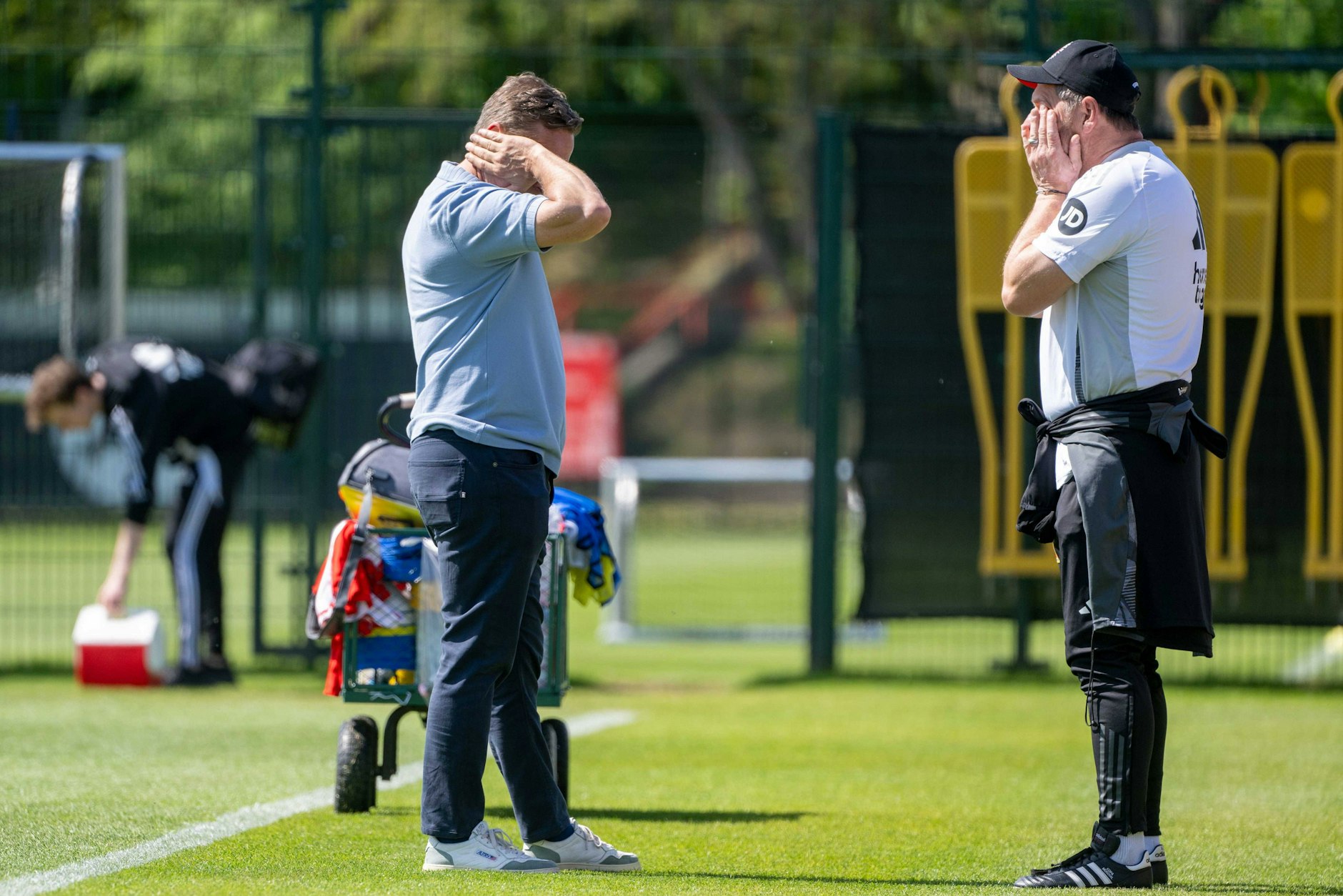 Puh! Manager Horst Heldt und Trainer Steffen Baumgart müssen beim 1. FC Union derzeit auf verdammt viele Szenarien vorbereitet sein.