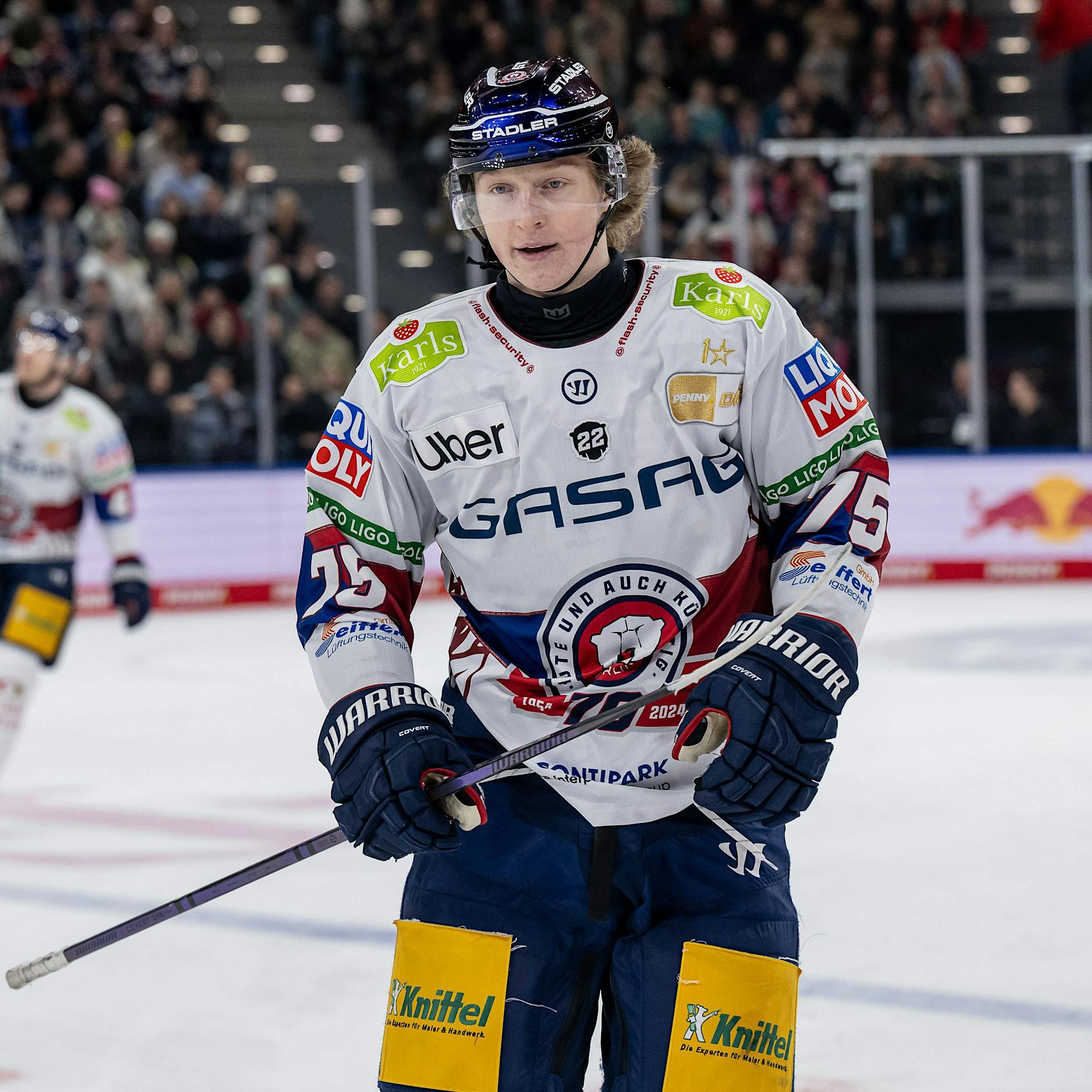 Überstunden auf dem Eis: Norwin trainiert seinen Eisbären-Traum