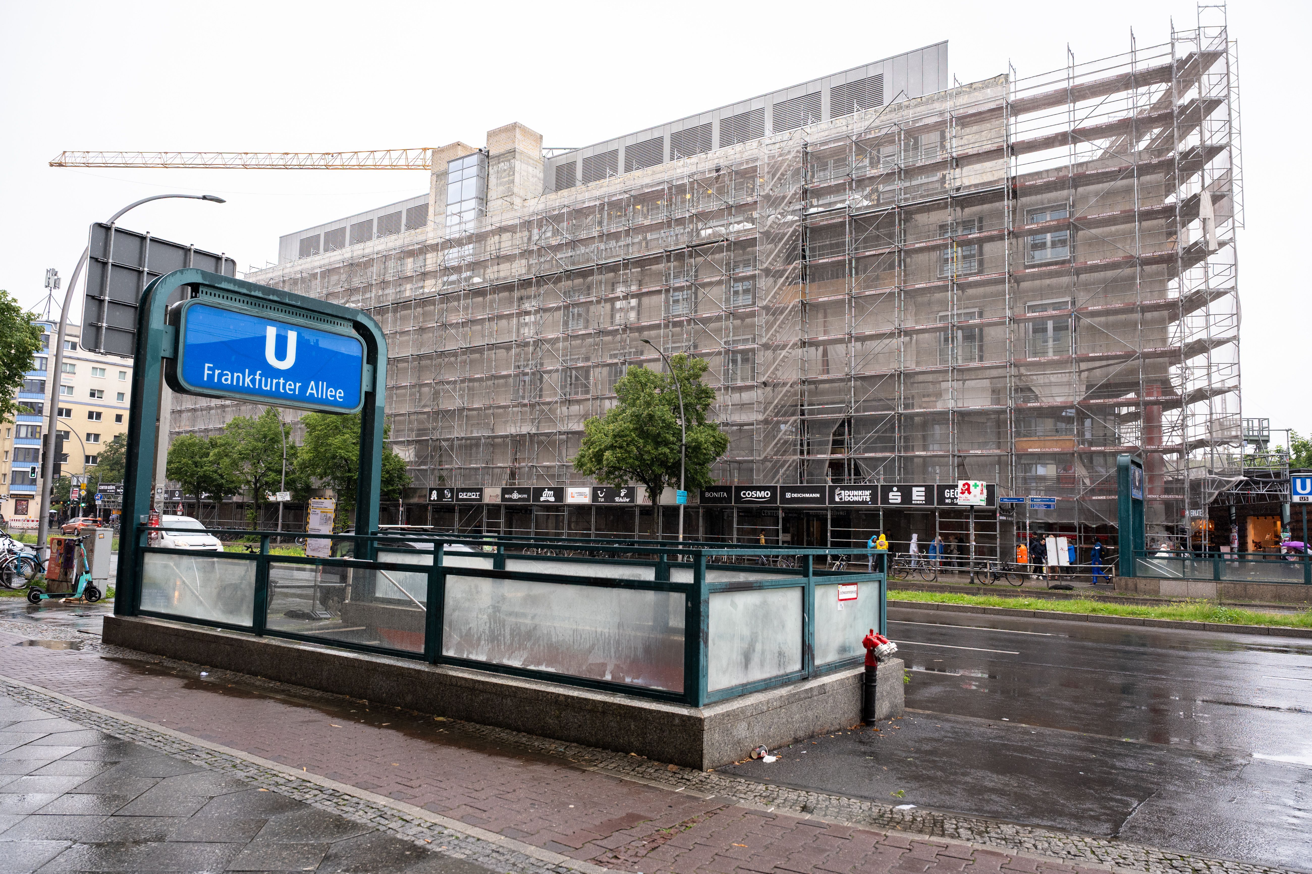 Ringcenter an der Frankfurter Allee: Shoppen in einer Baustelle