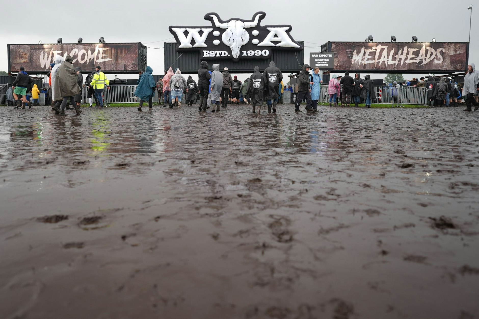 Das Wacken Open Air (WOA) findet vom 30. Juli bis 2. August statt und gilt als größtes Heavy-Metal-Festival der Welt. 