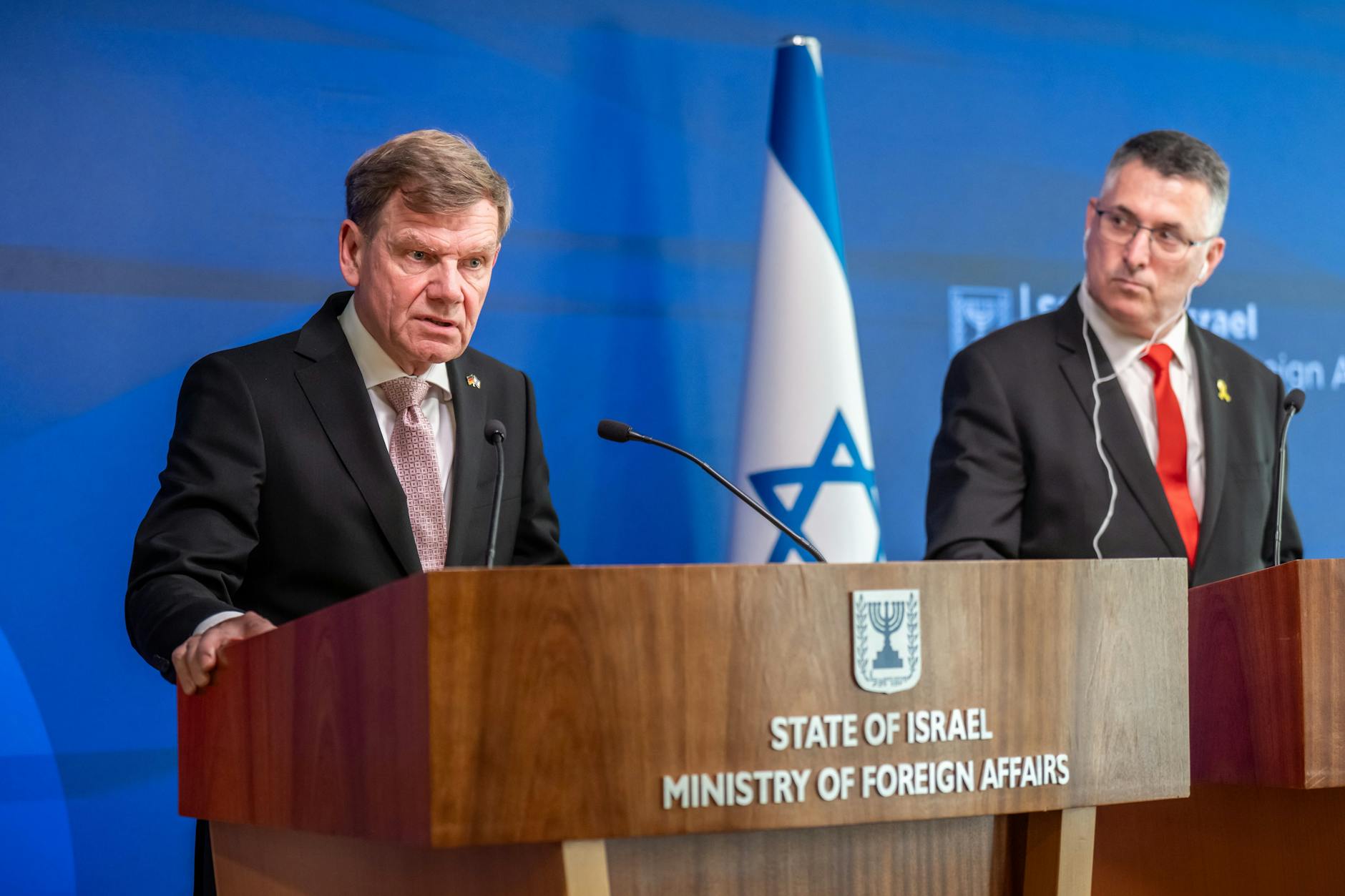 Mai 2025: Außenminister Johann Wadephul nimmt zusammen mit seinem israelischen Amtskollegen Gideon Saar an einer Pressekonferenz in Jerusalem teil.