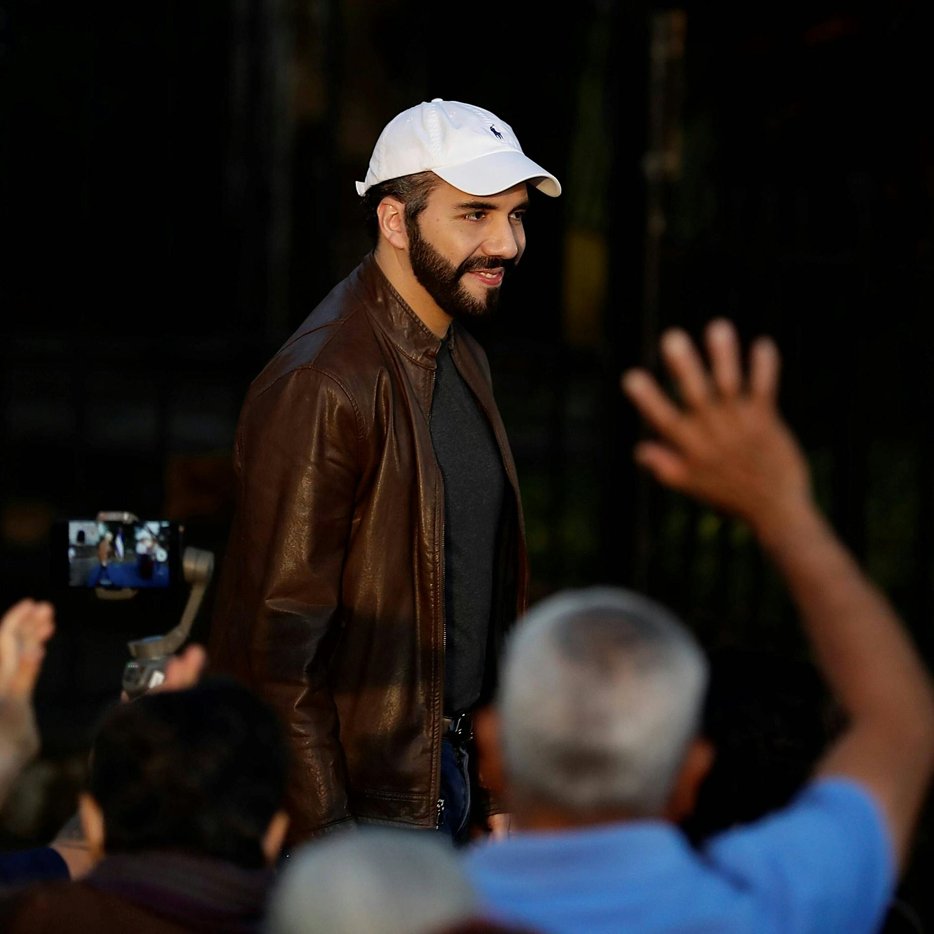 Hoffnungsträger oder Autokrat? Wie El Salvadors Präsident Bukele zum „coolsten Diktator“ wurde