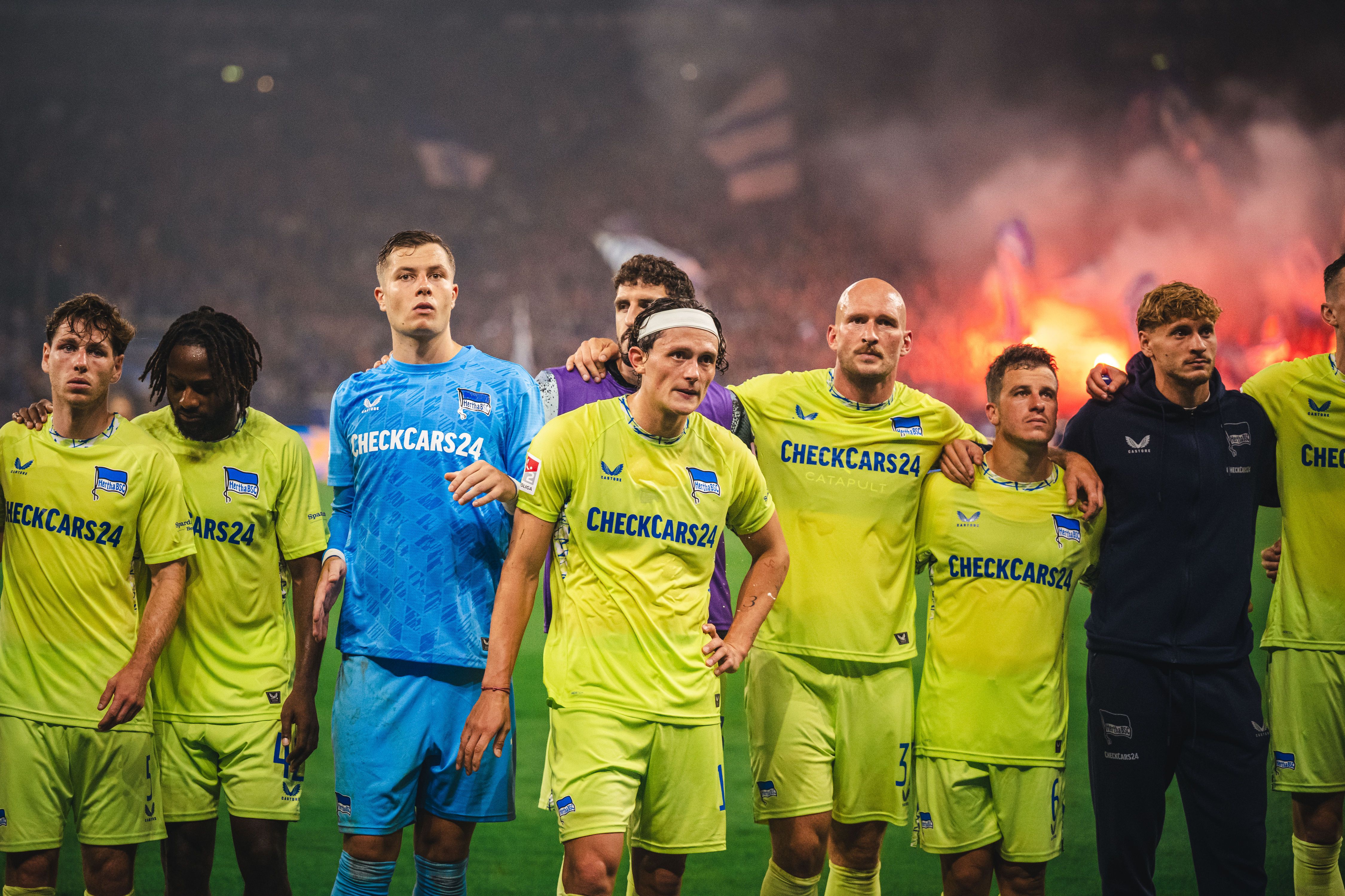 Fan-Wut bei Hertha BSC: Gelbes Trikot hat nichts mit Identität des Vereins zu tun