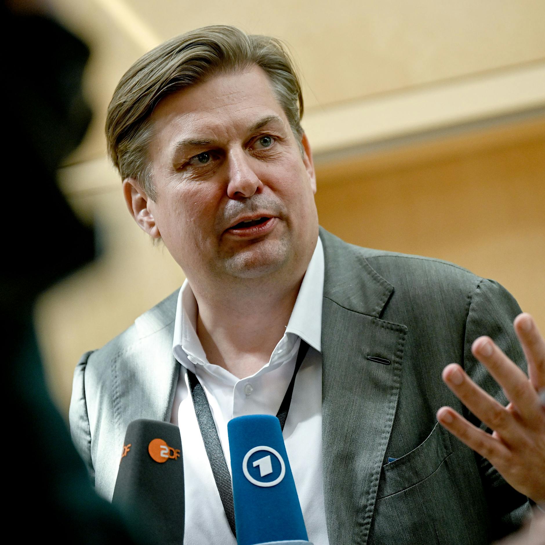 Spionage-Prozess gegen Ex-Mitarbeiter von AfD-Politiker Krah beginnt